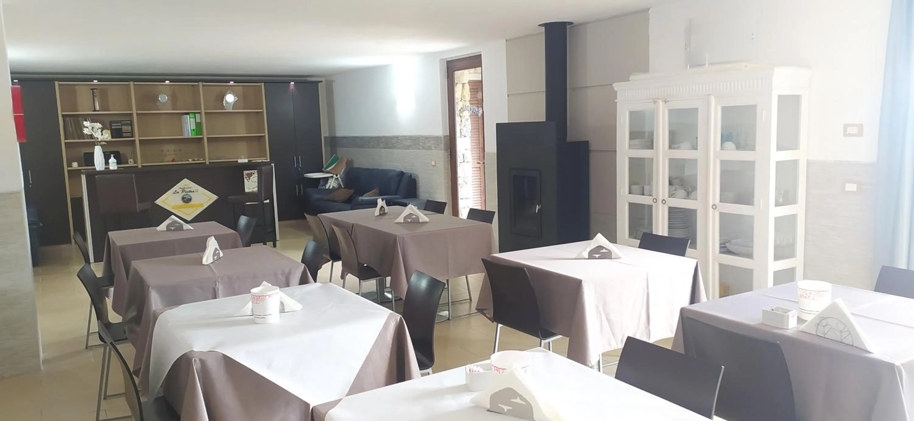 Communal lounge/ TV room in Agriturismo La Pietra 1 e La Pietra 2