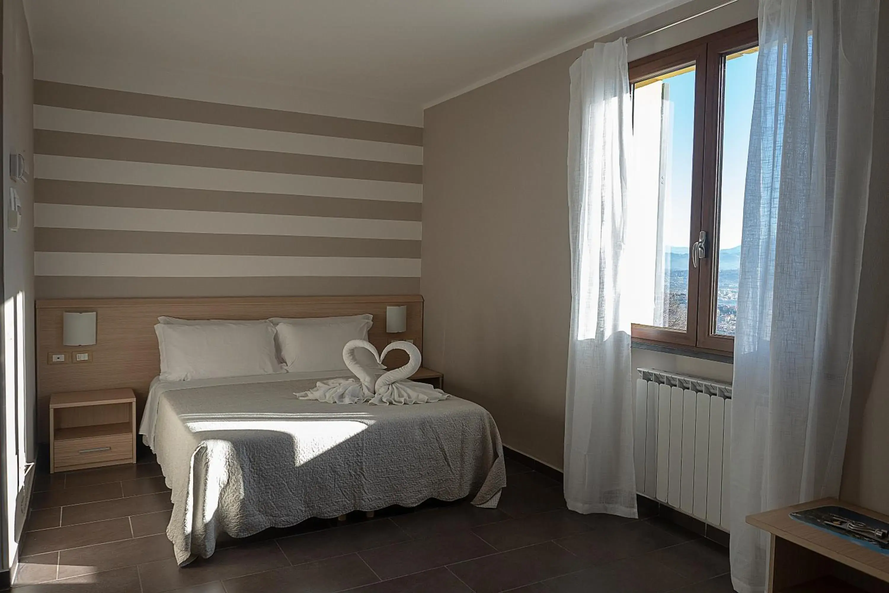 Quadruple Room in Agriturismo La Pietra 1 e La Pietra 2 Quadruple Room in Agriturismo La Pietra 1 e La Pietra 2