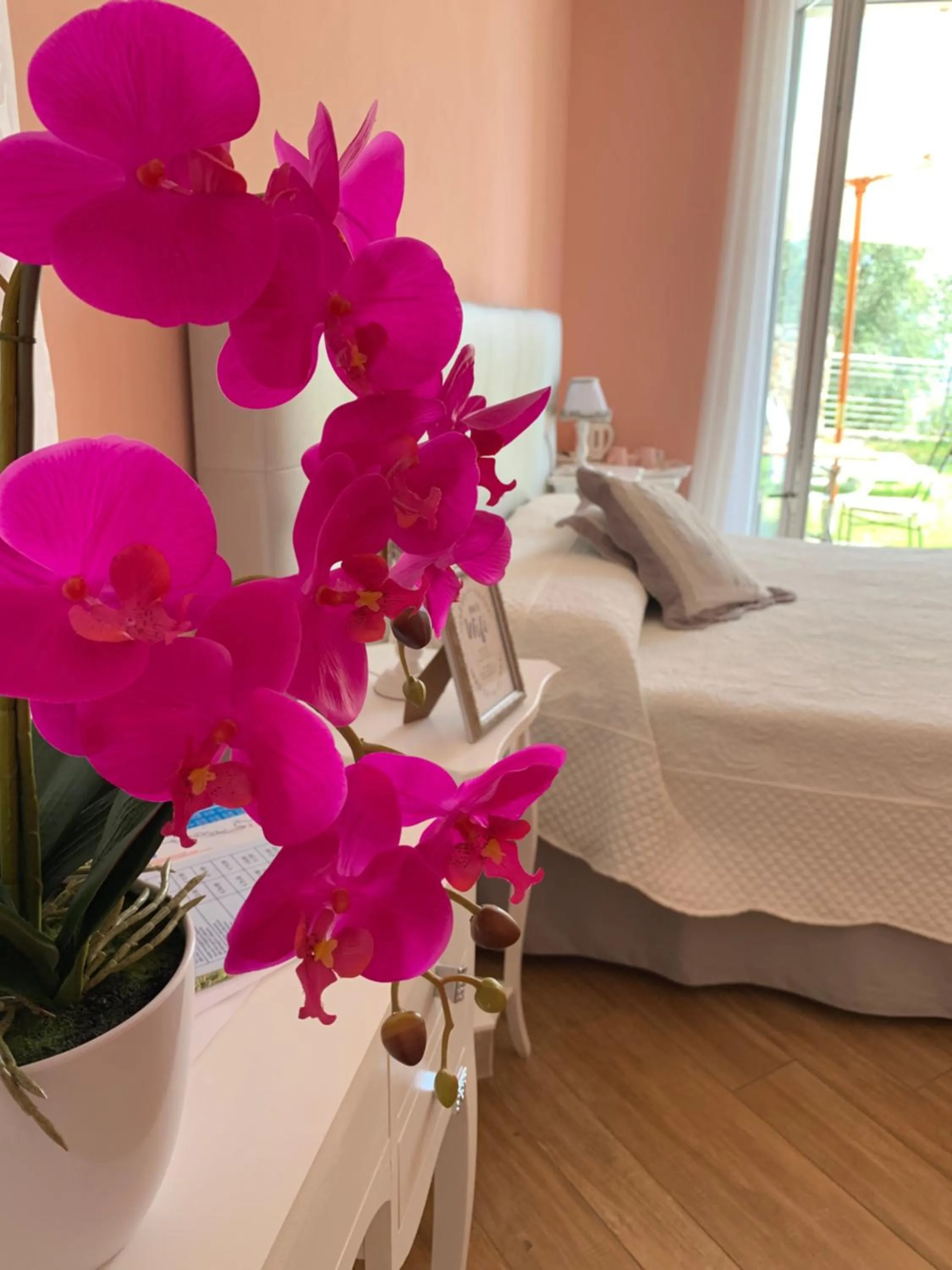 Decorative detail, Bed in Agriturismo La Pietra 1 e La Pietra 2