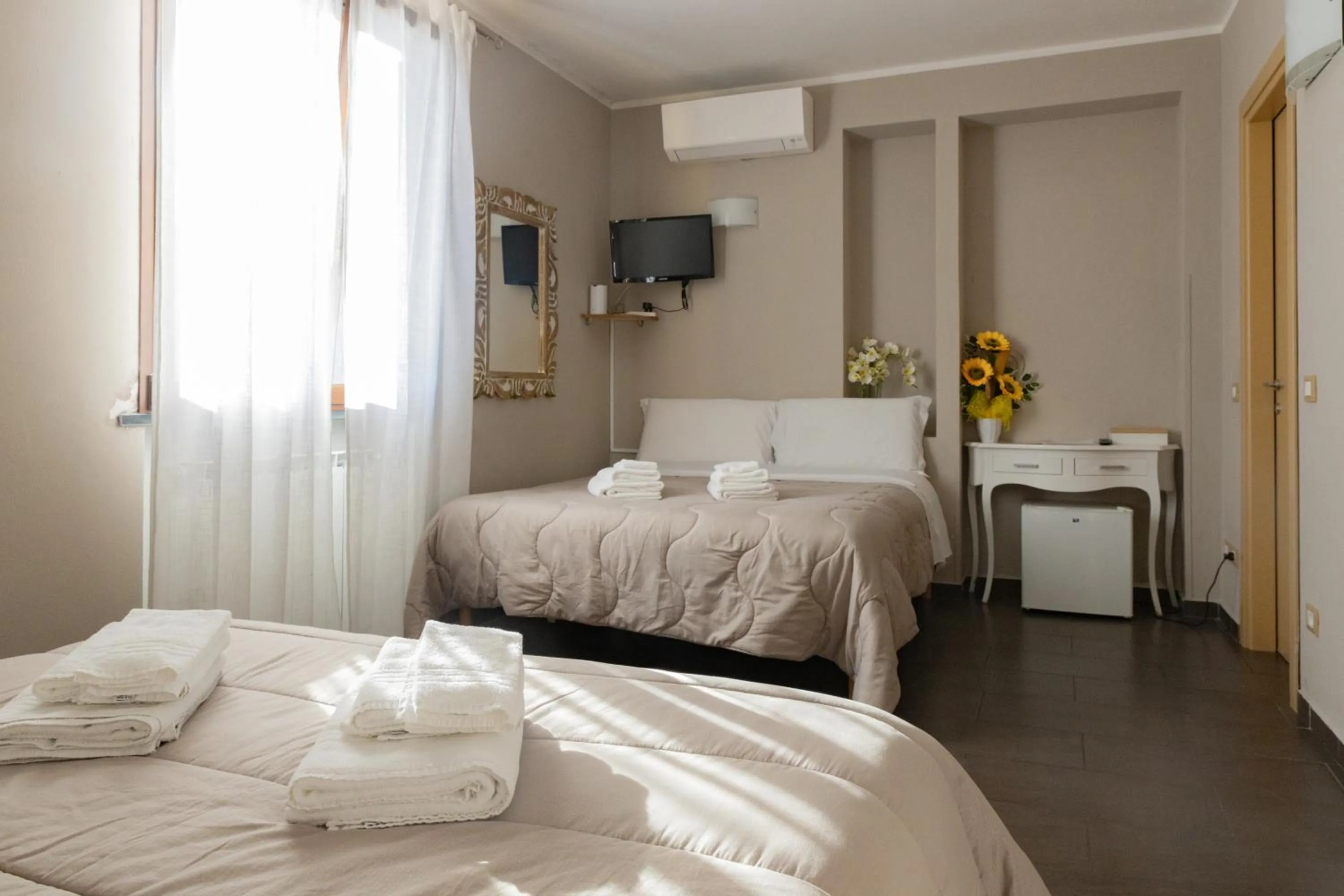 Bed in Agriturismo La Pietra 1 e La Pietra 2