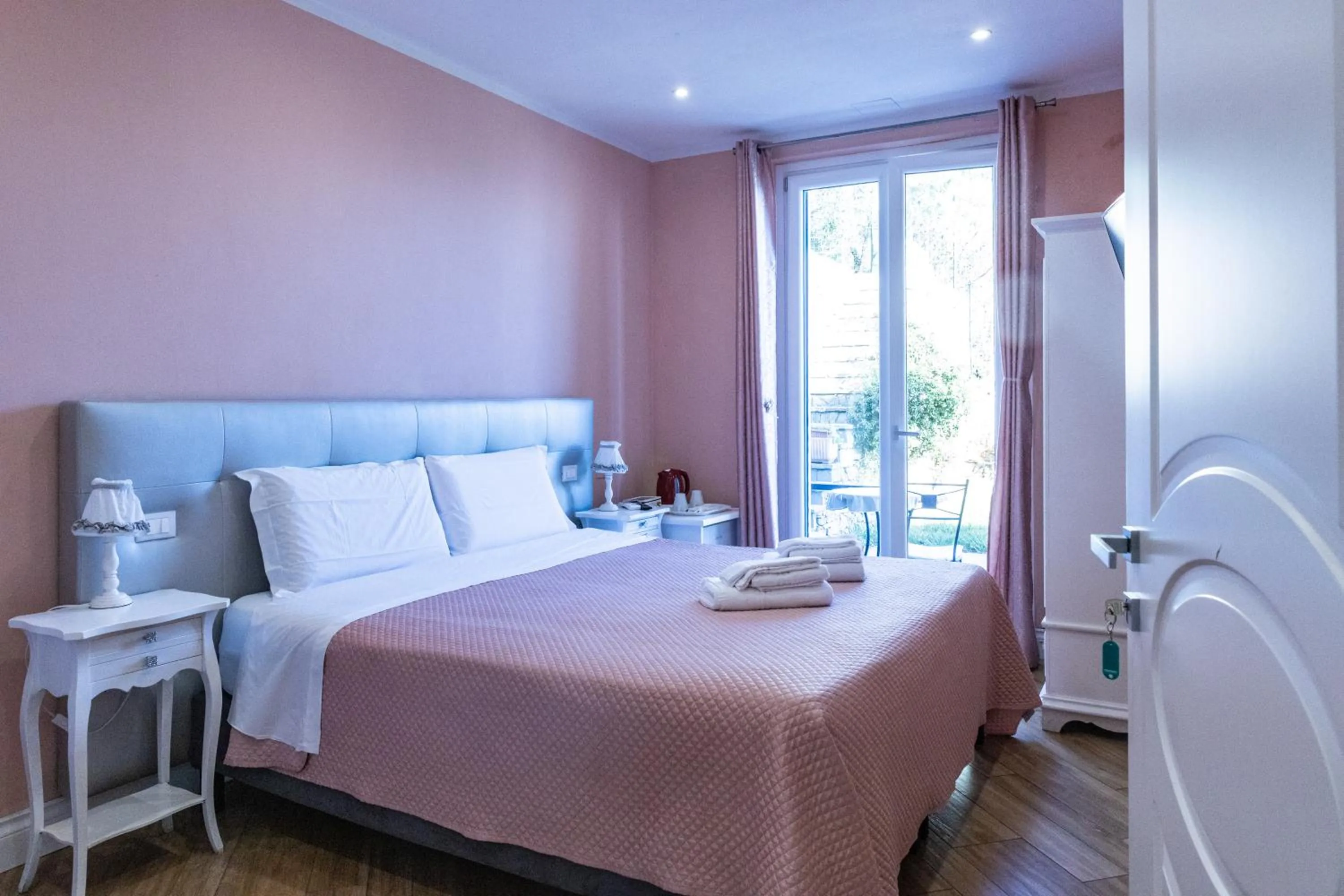 Bed in Agriturismo La Pietra 1 e La Pietra 2