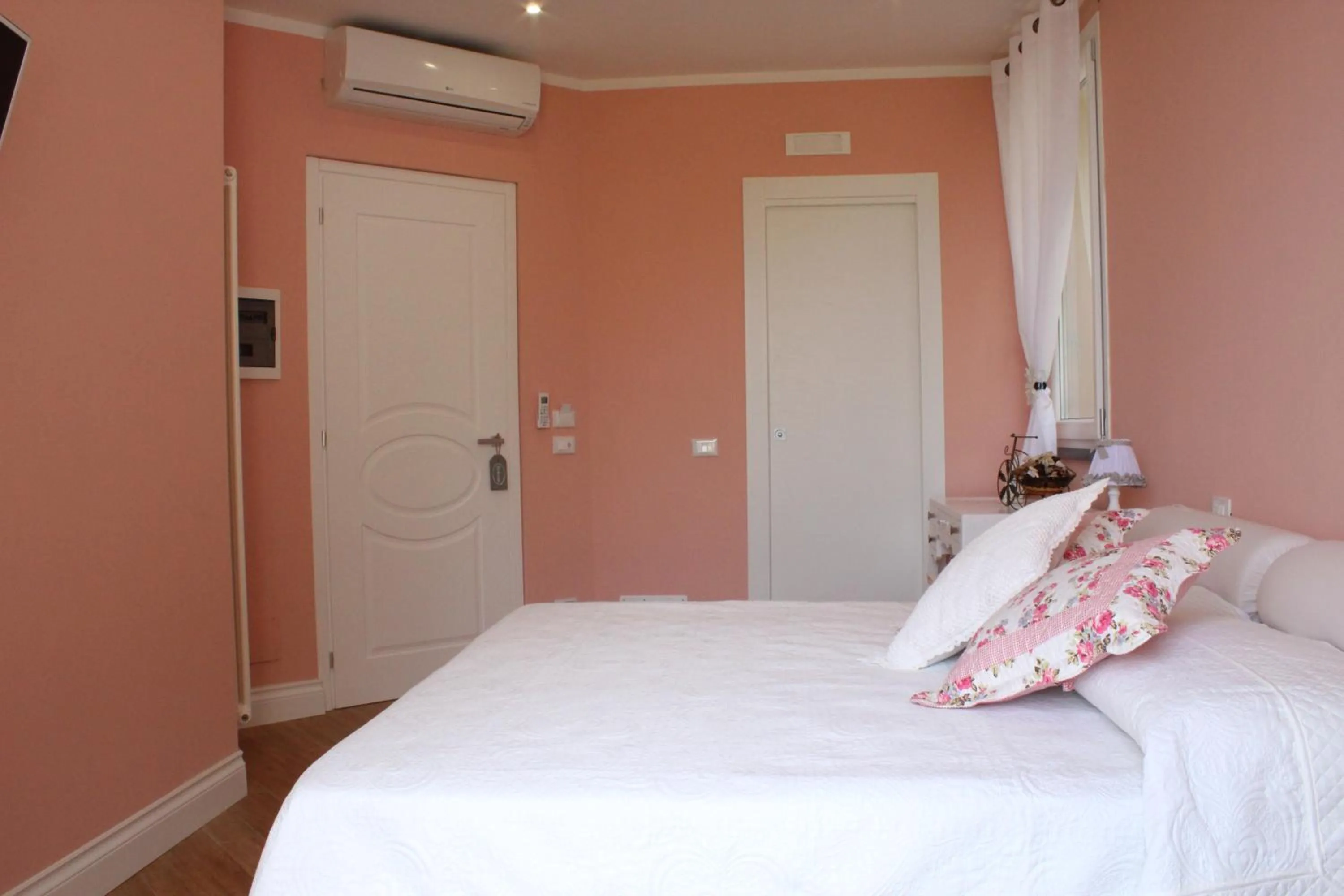 Bed in Agriturismo La Pietra 1 e La Pietra 2