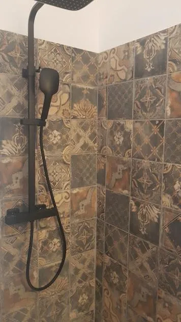 Bathroom in La Maison de Charlie