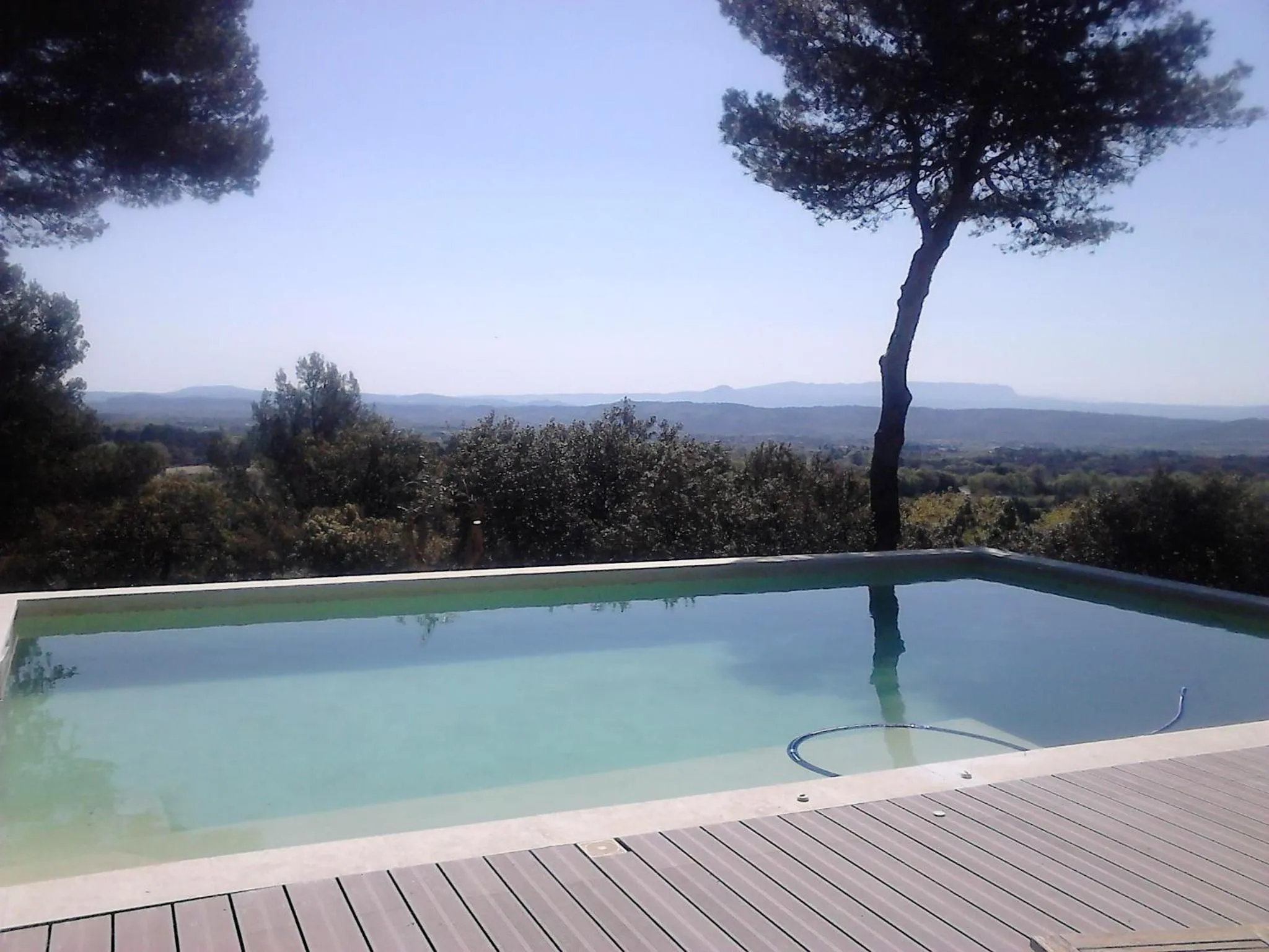 Swimming pool in La Maison de Charlie
