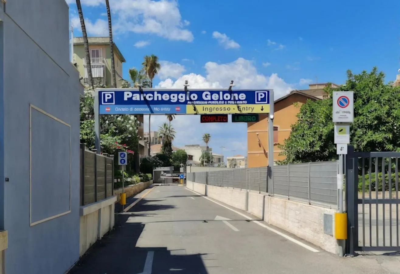 Parking in PhotoGuest B&B