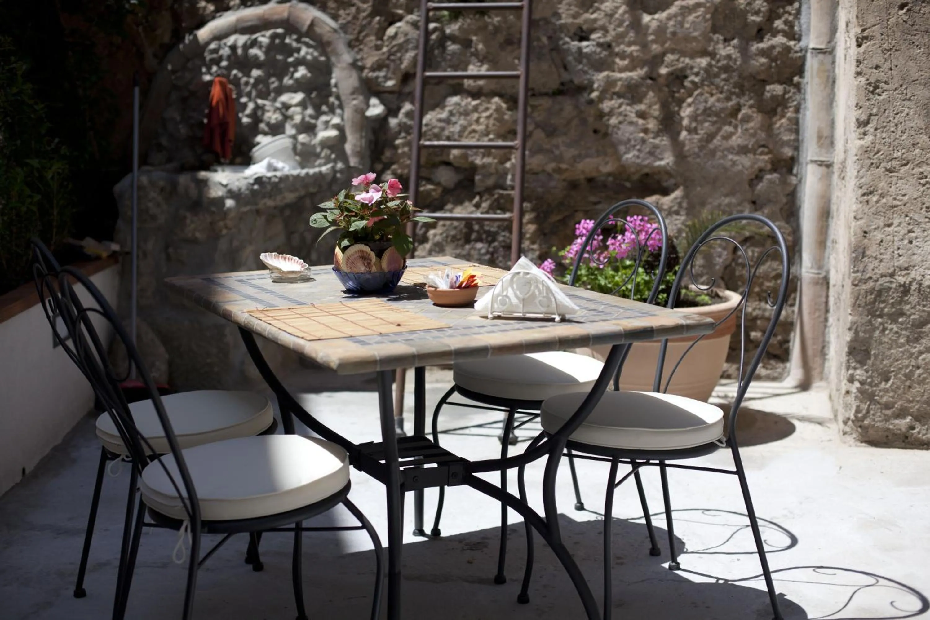 Property building in Donna Rosa Accommodation