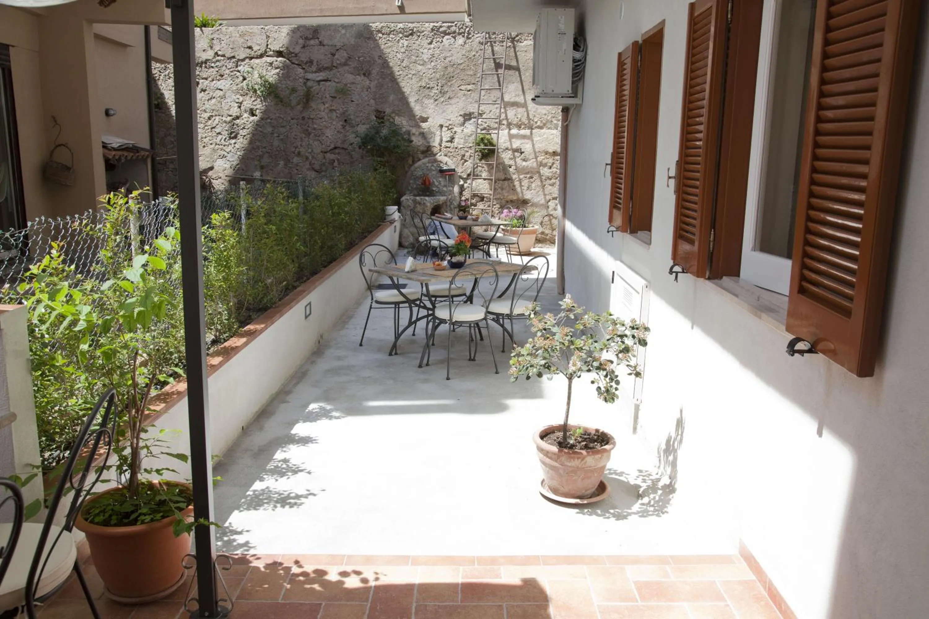 Property building in Donna Rosa Accommodation