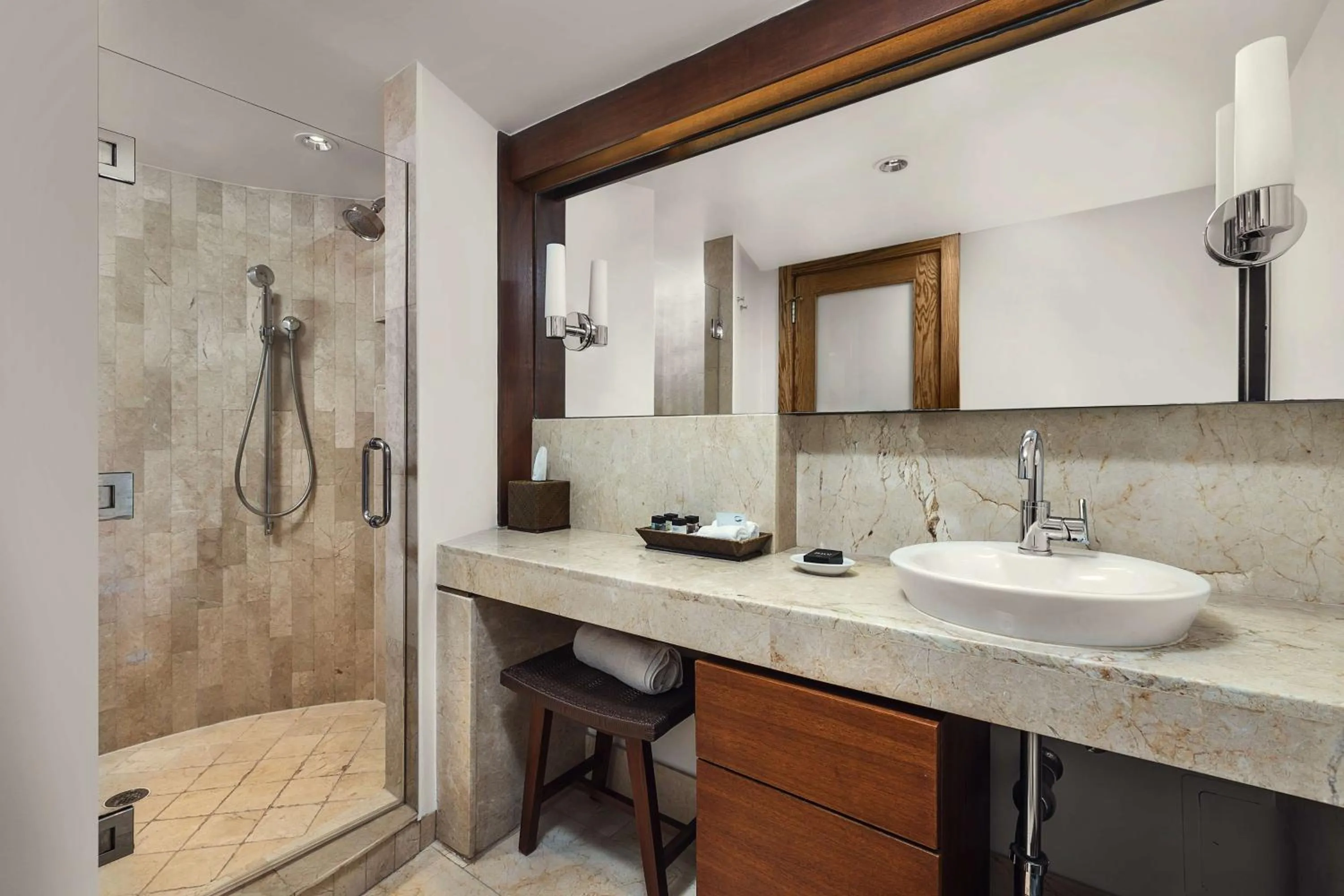 Bathroom in Costa d'Este Beach Resort & Spa