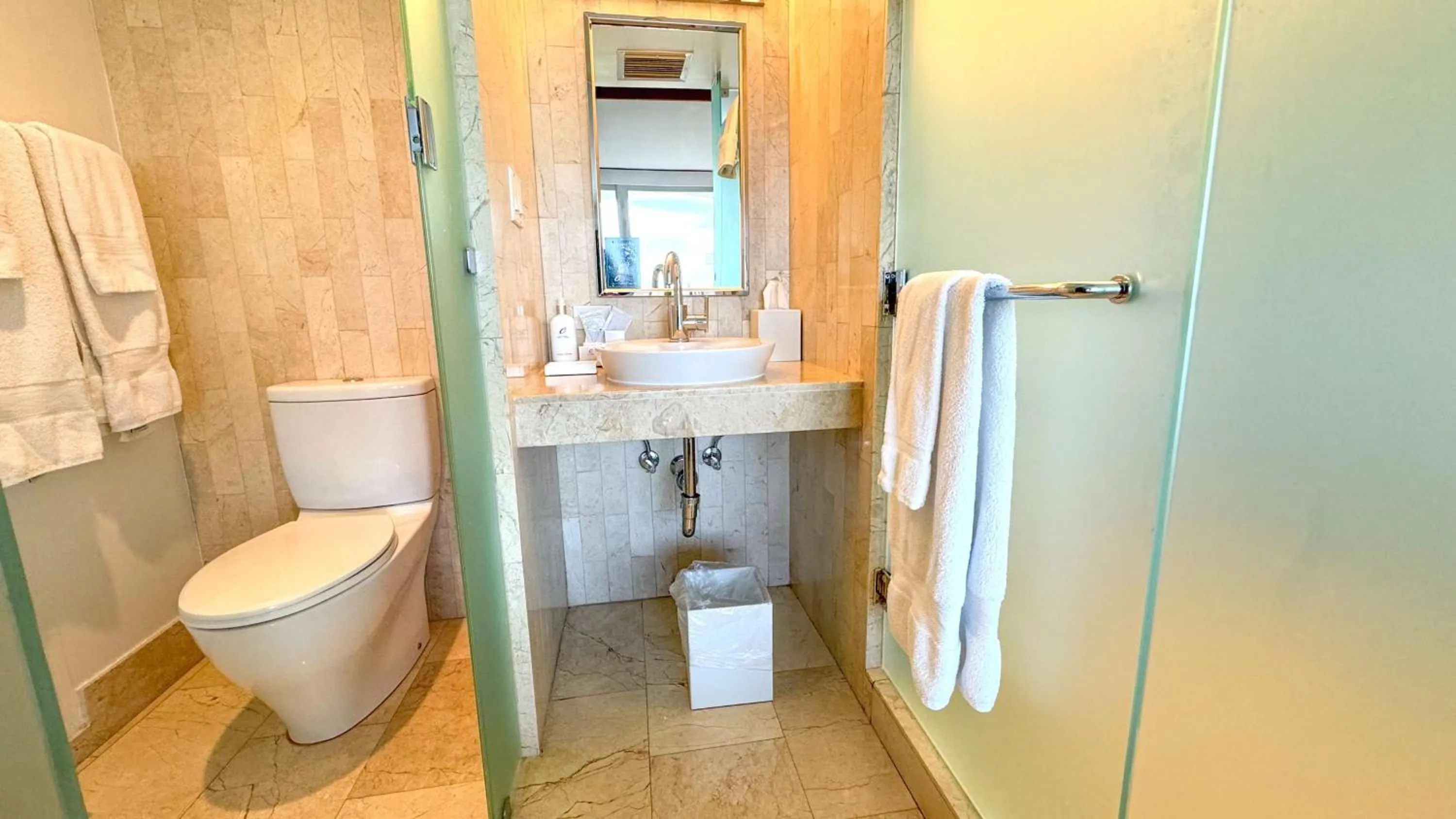 Bathroom in Costa d'Este Beach Resort & Spa