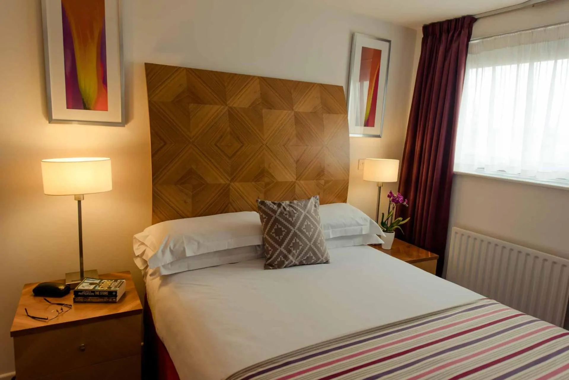 Bedroom, Bed in PREMIER SUITES Newcastle