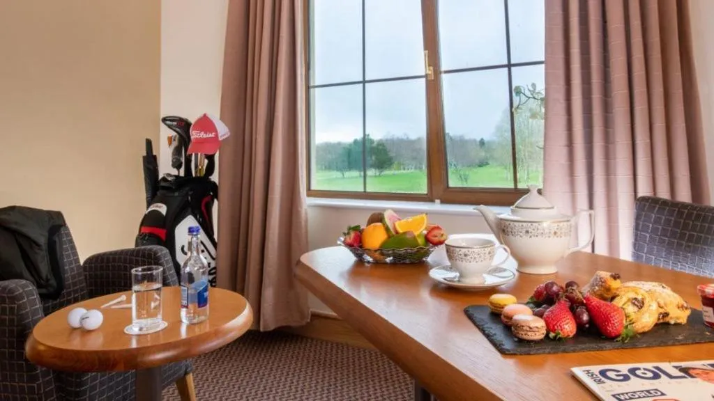 Bedroom in Great National Ballykisteen Golf Hotel