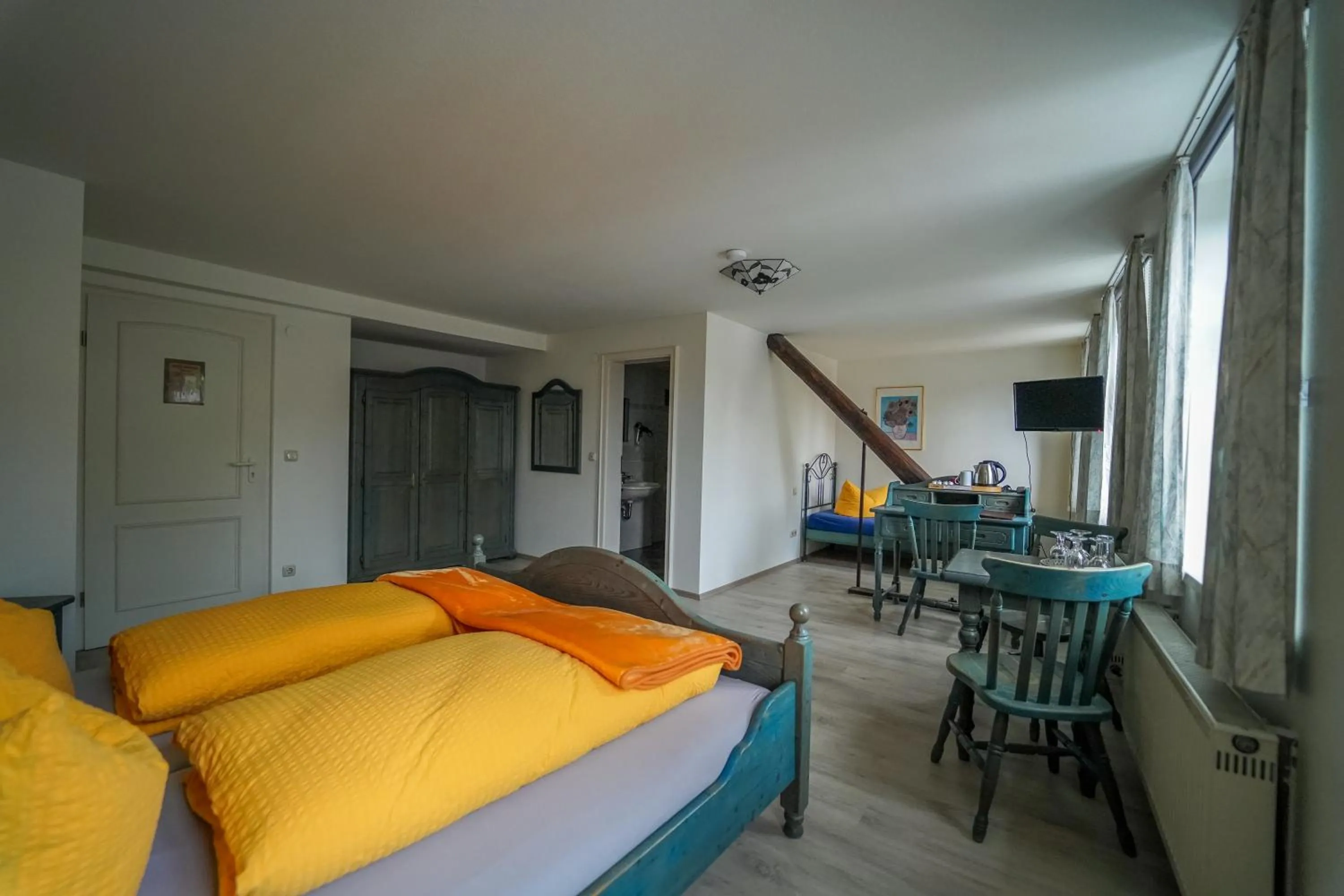 Photo of the whole room, Bed in Hotel Celler Auszeit