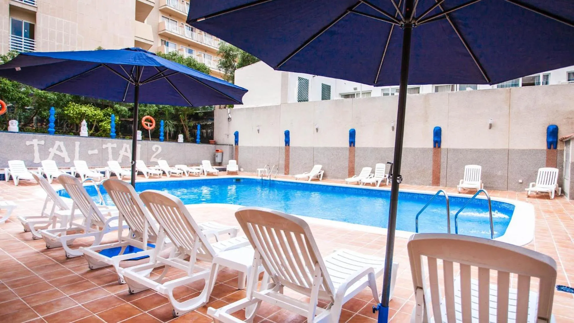 Swimming pool in Hotel Cassandra
