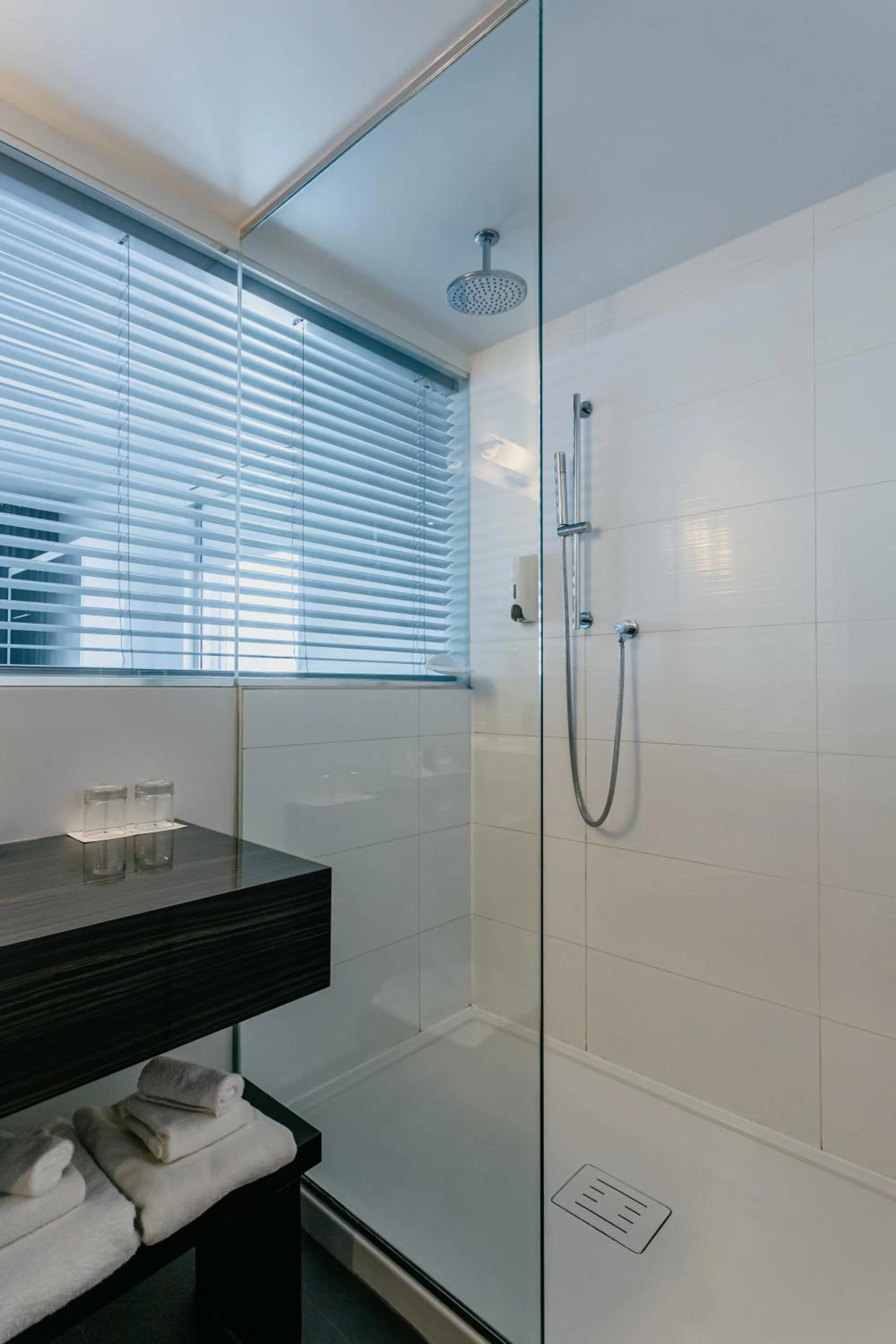 Shower in Riotel Matane