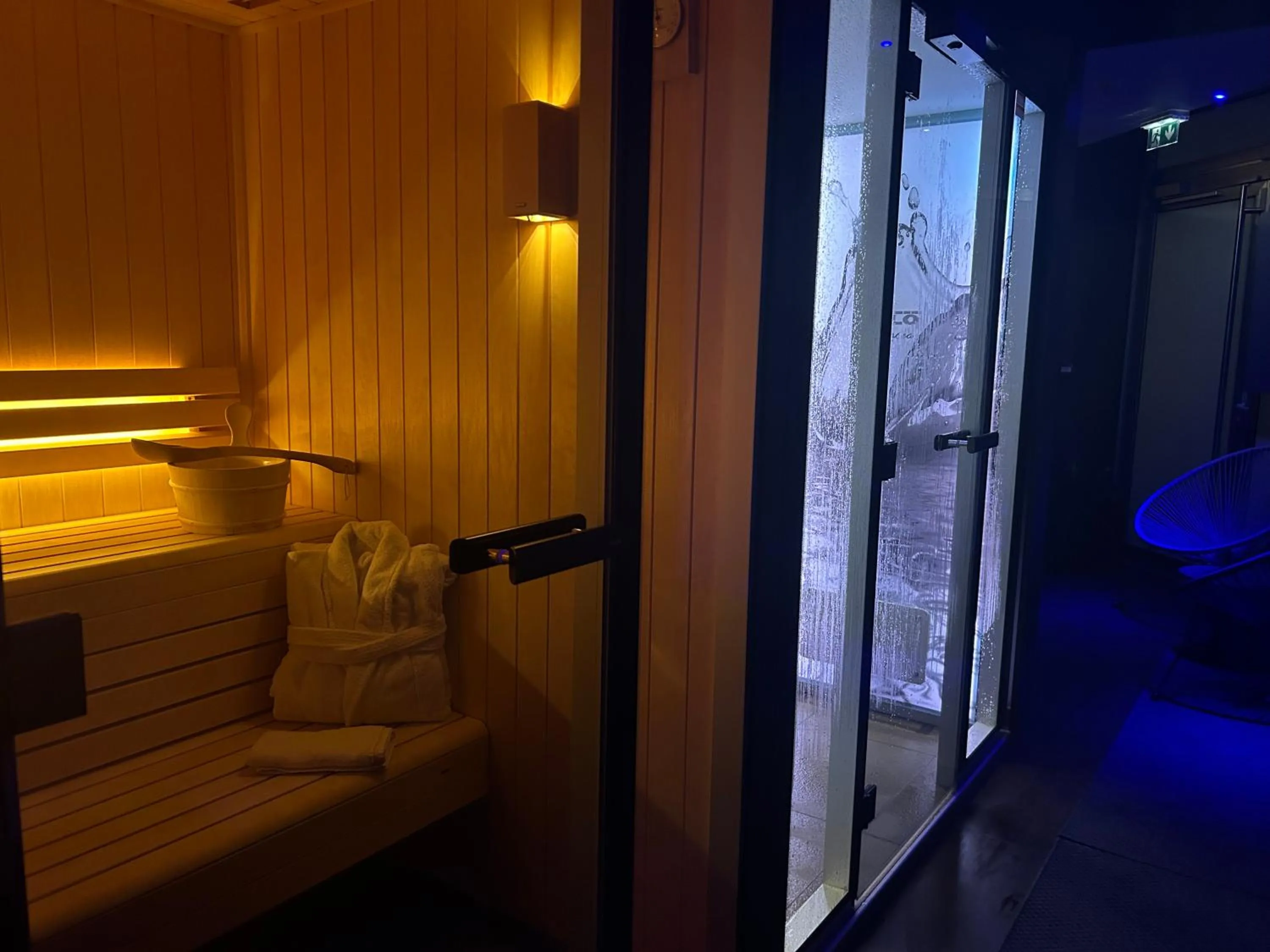 Sauna in The Originals Boutique, Hôtel de la Paix, Brest