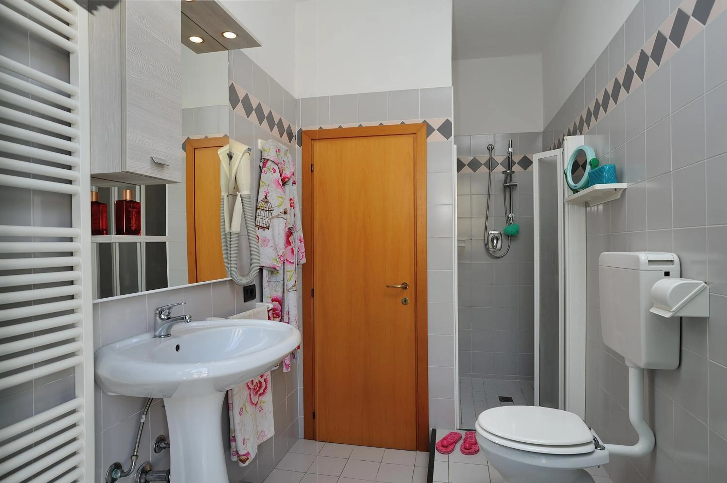 Shower in Residence Margherita