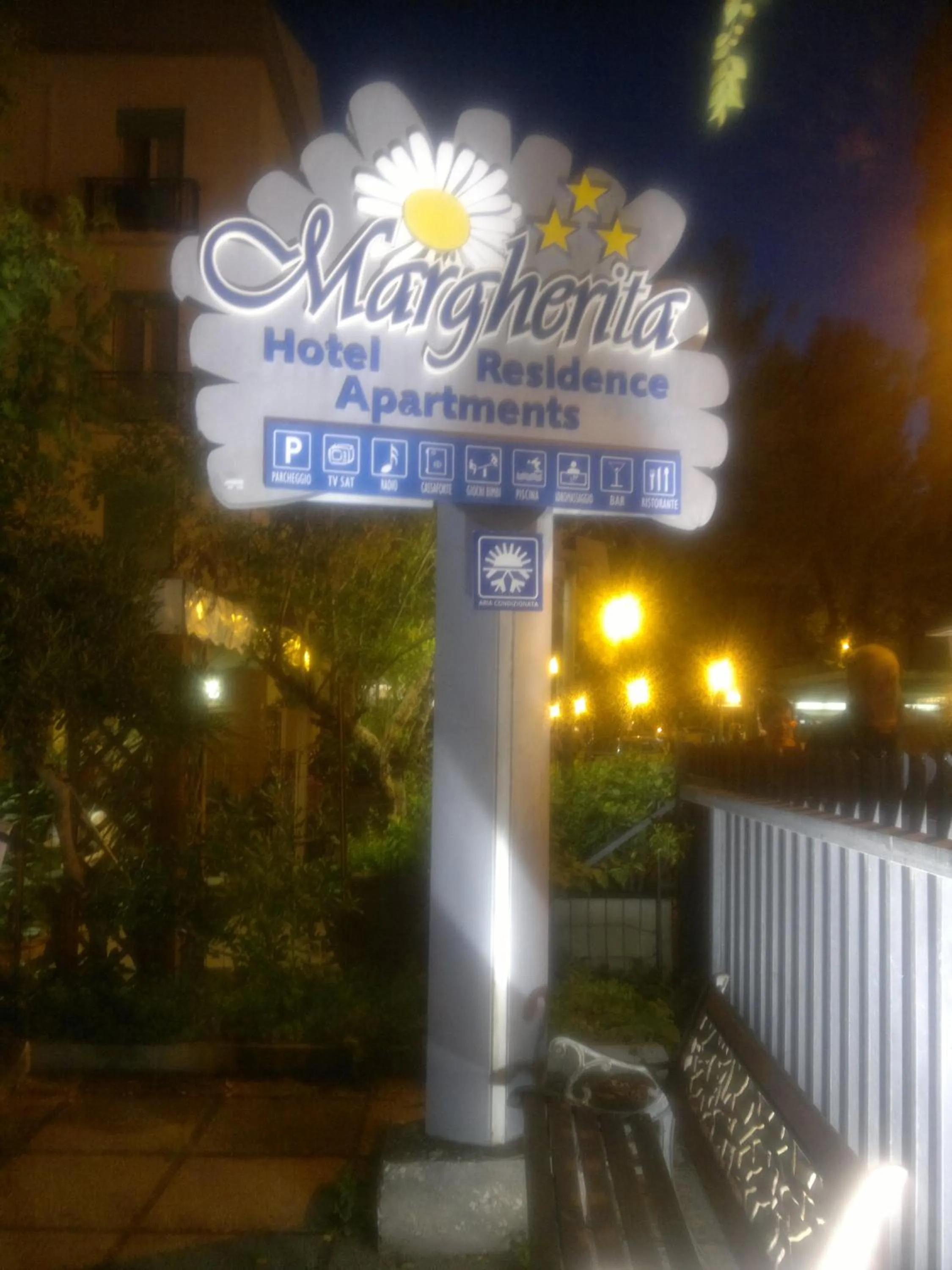 Facade/entrance in Residence Margherita