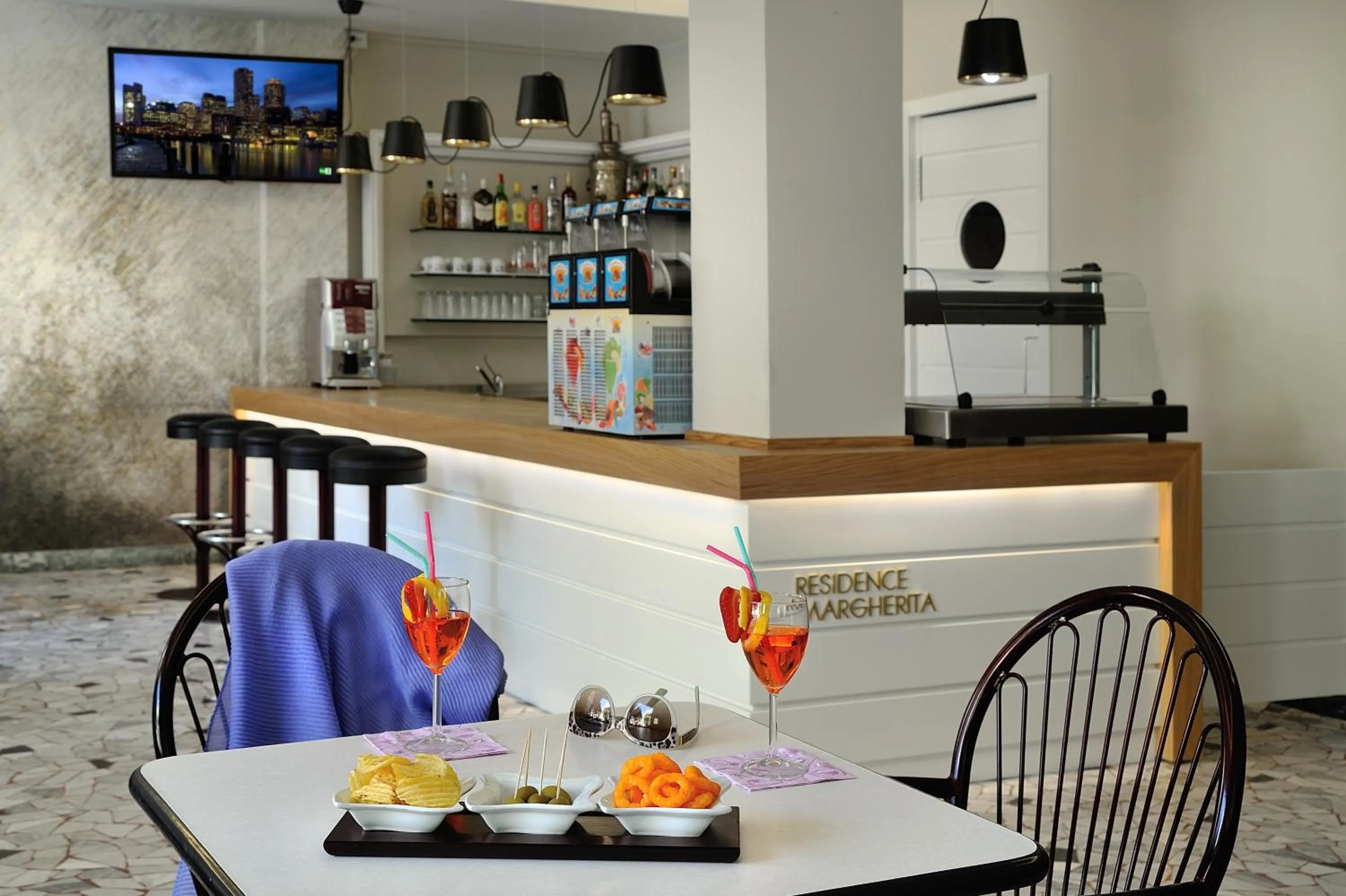 Communal lounge/ TV room in Residence Margherita