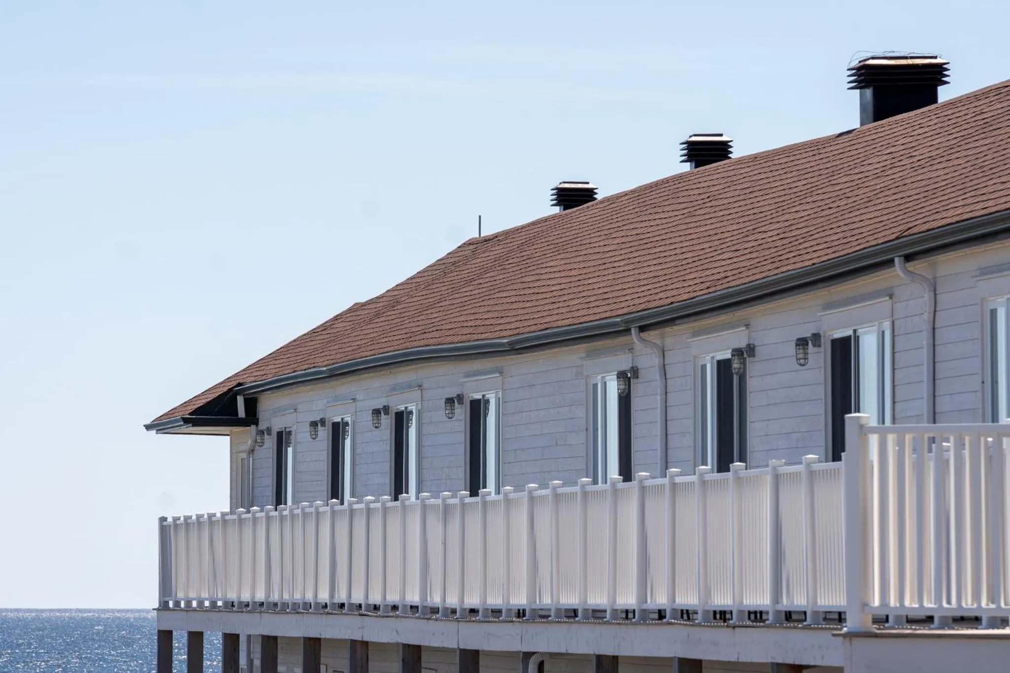 Property building in Riotel Perce