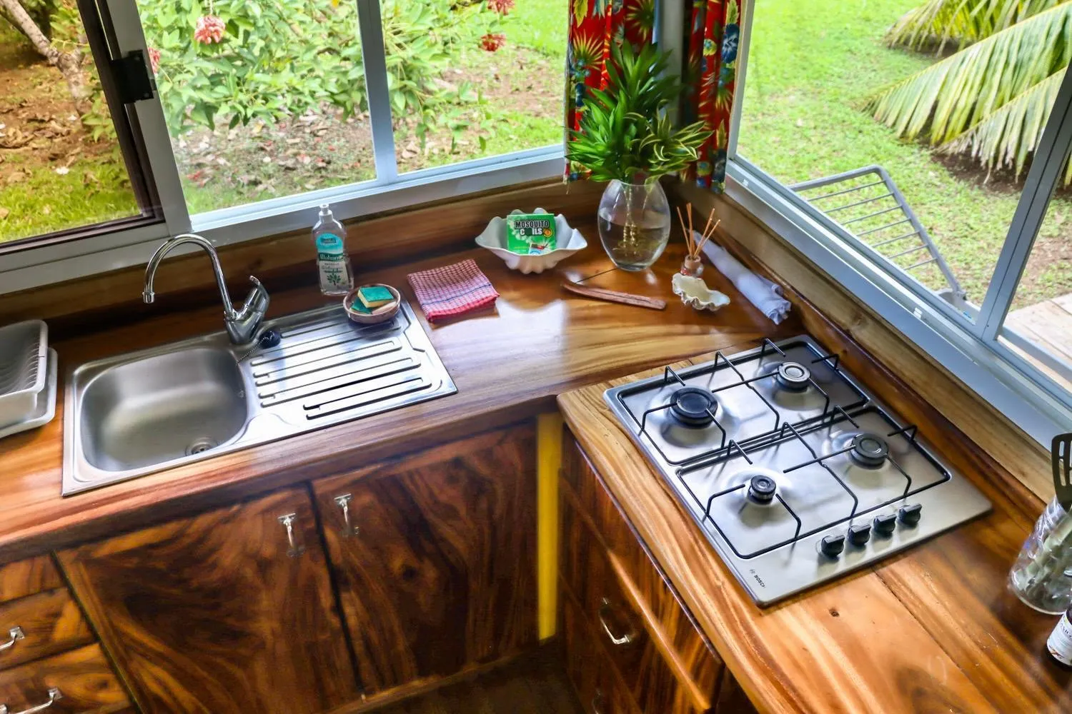 kitchen in Bungalow Bali Hai