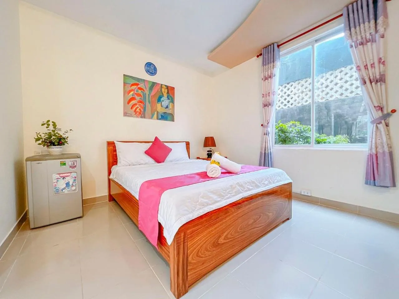 Bedroom, Bed in Mui Ne Sunlight Villa