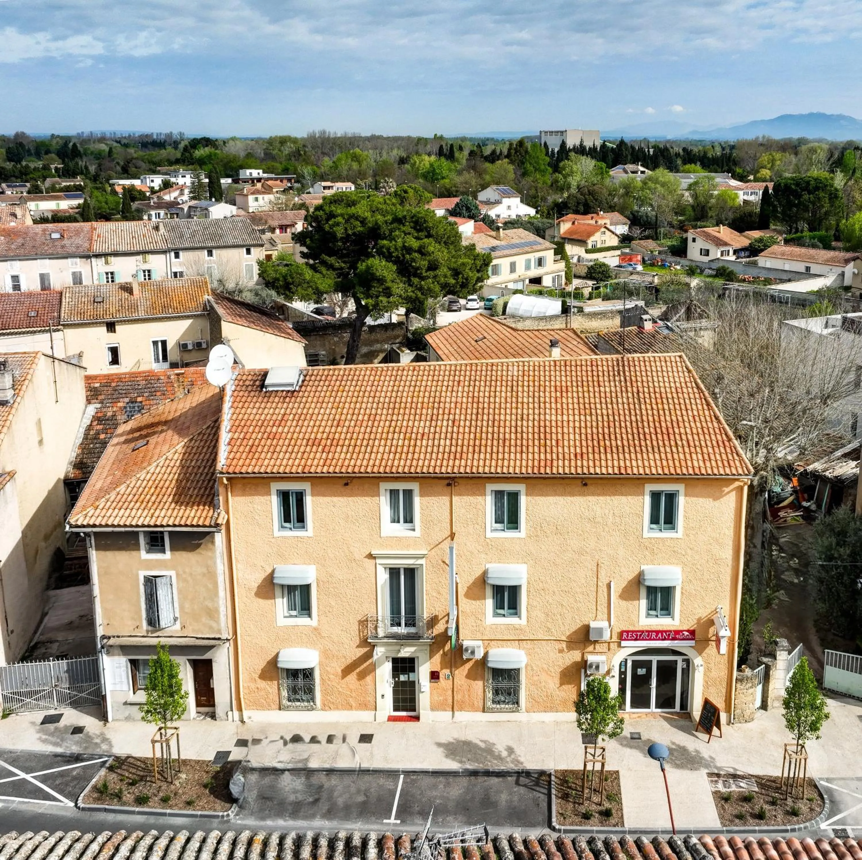 Property building in Logis Hôtel La Bastide d'Entraigues