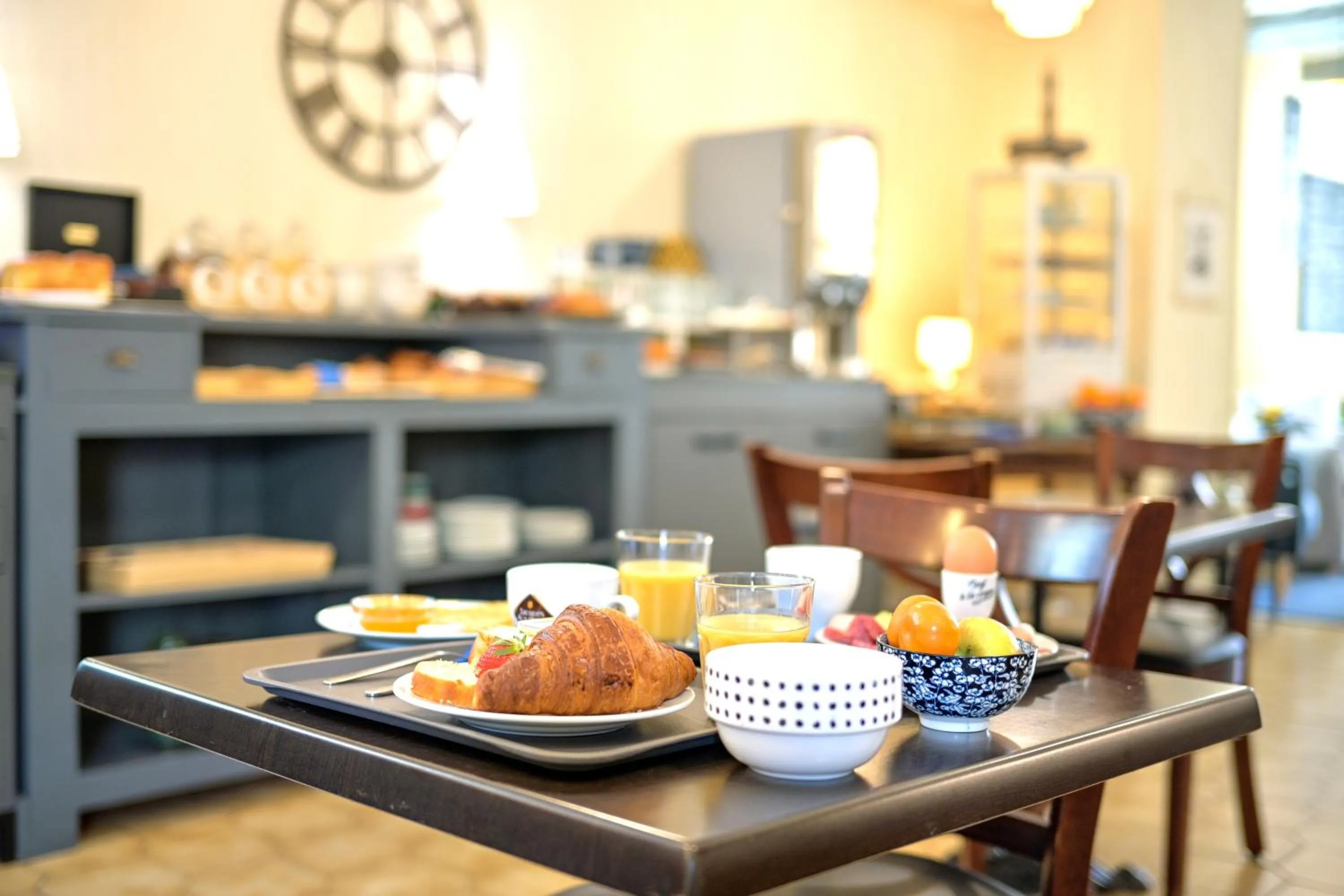 Breakfast in Logis Hôtel La Bastide d'Entraigues