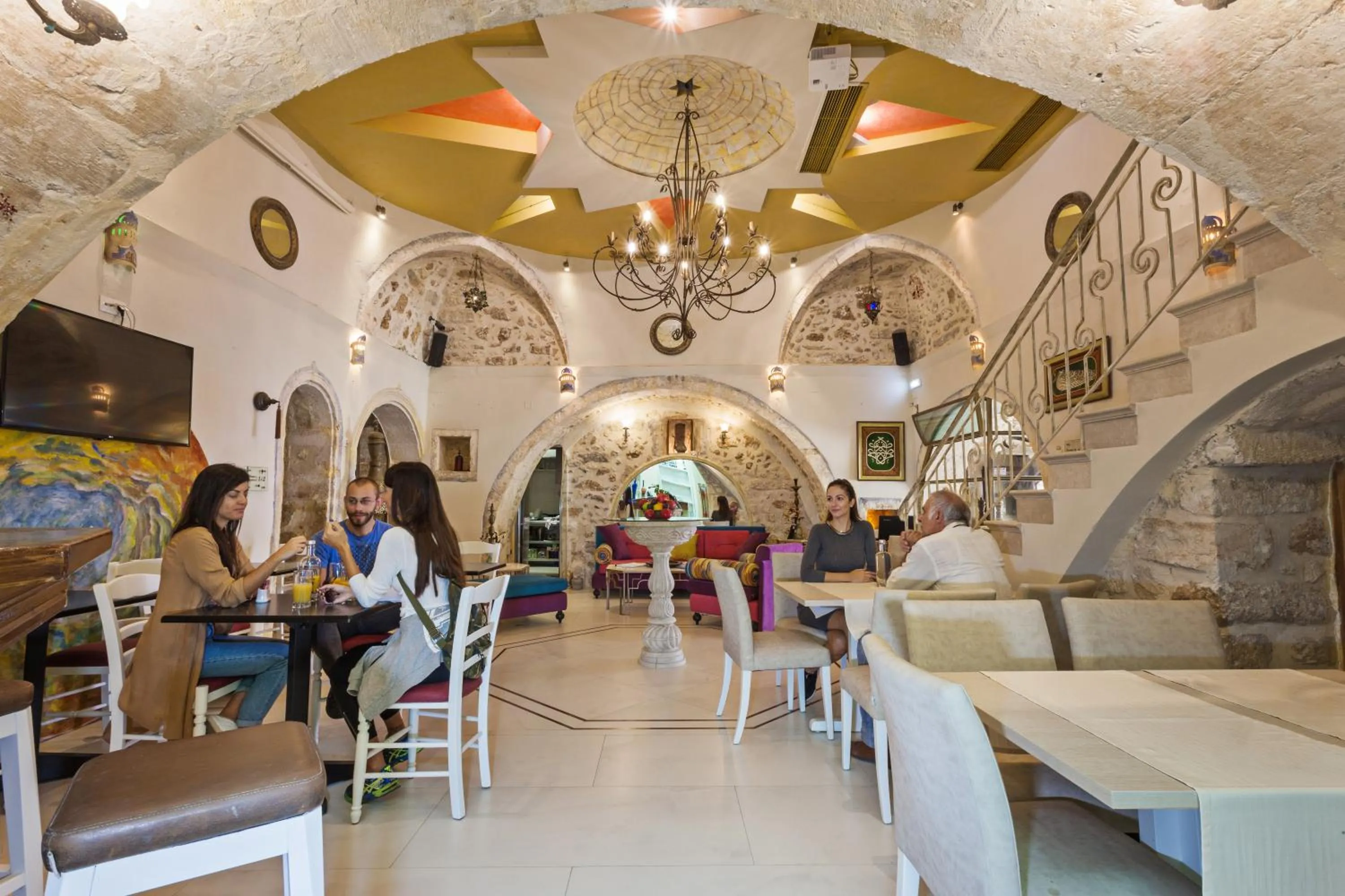 Food and drinks in Hamam Oriental Suites