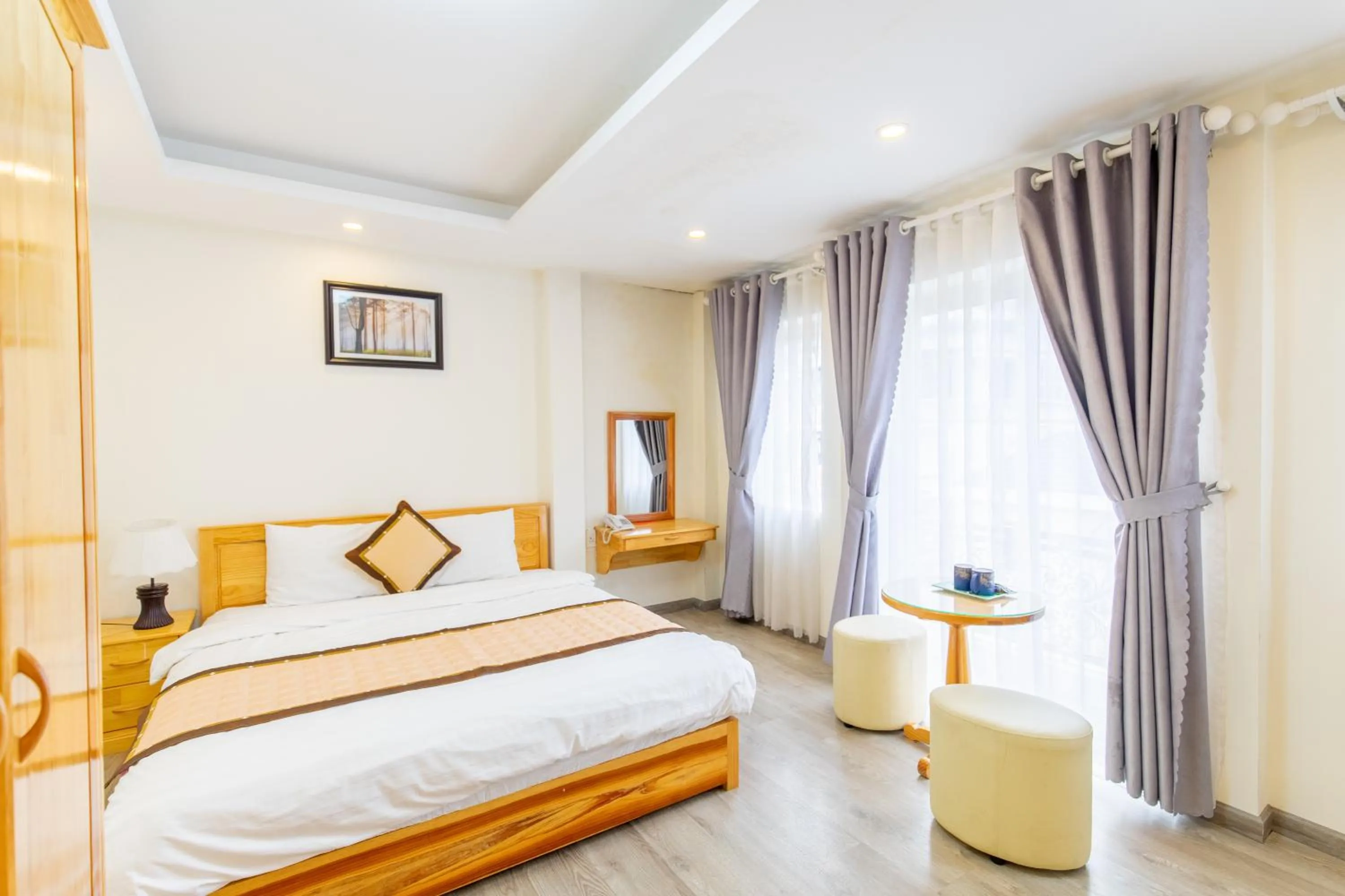 Bed in The Grace Hotel