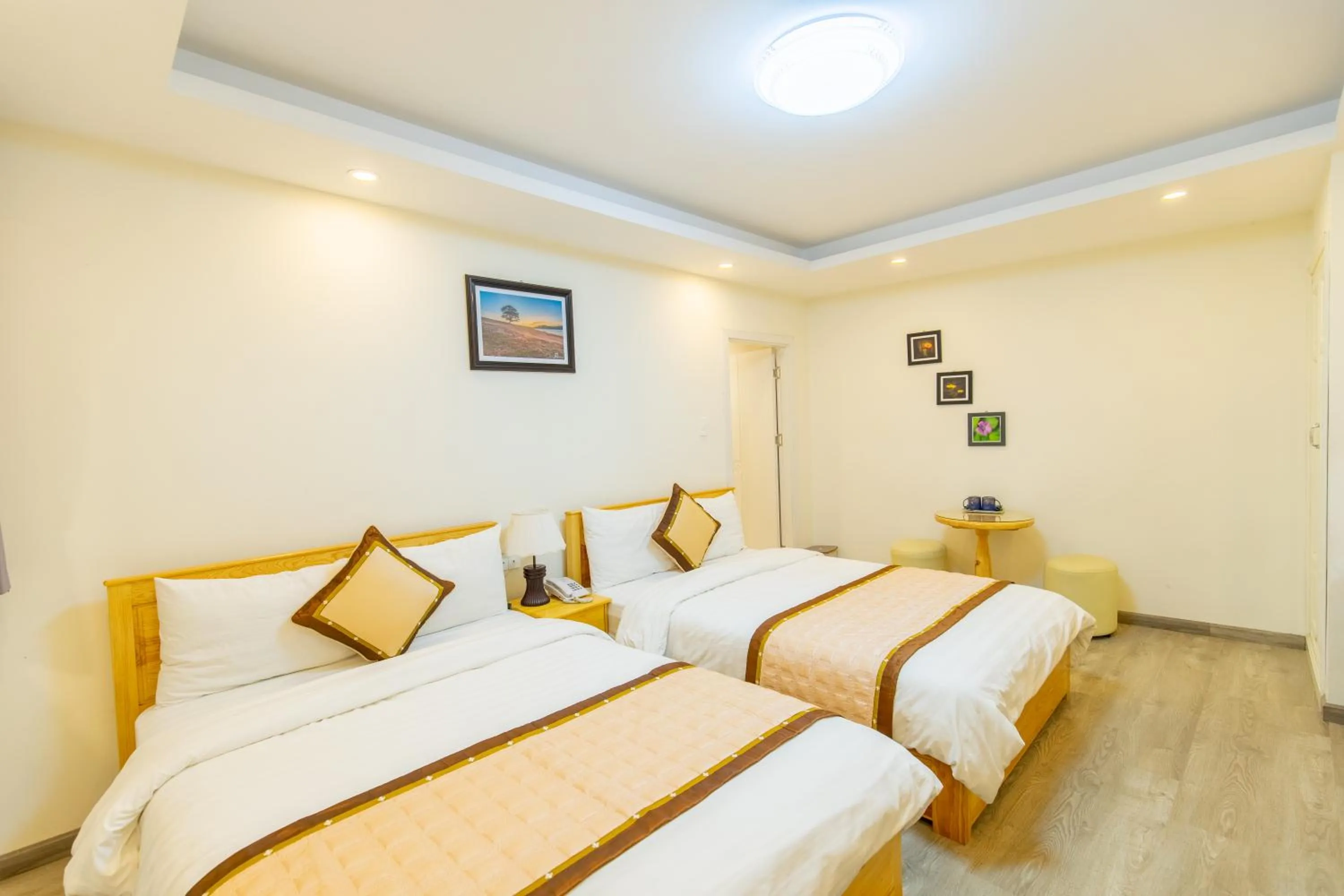 Bed in The Grace Hotel