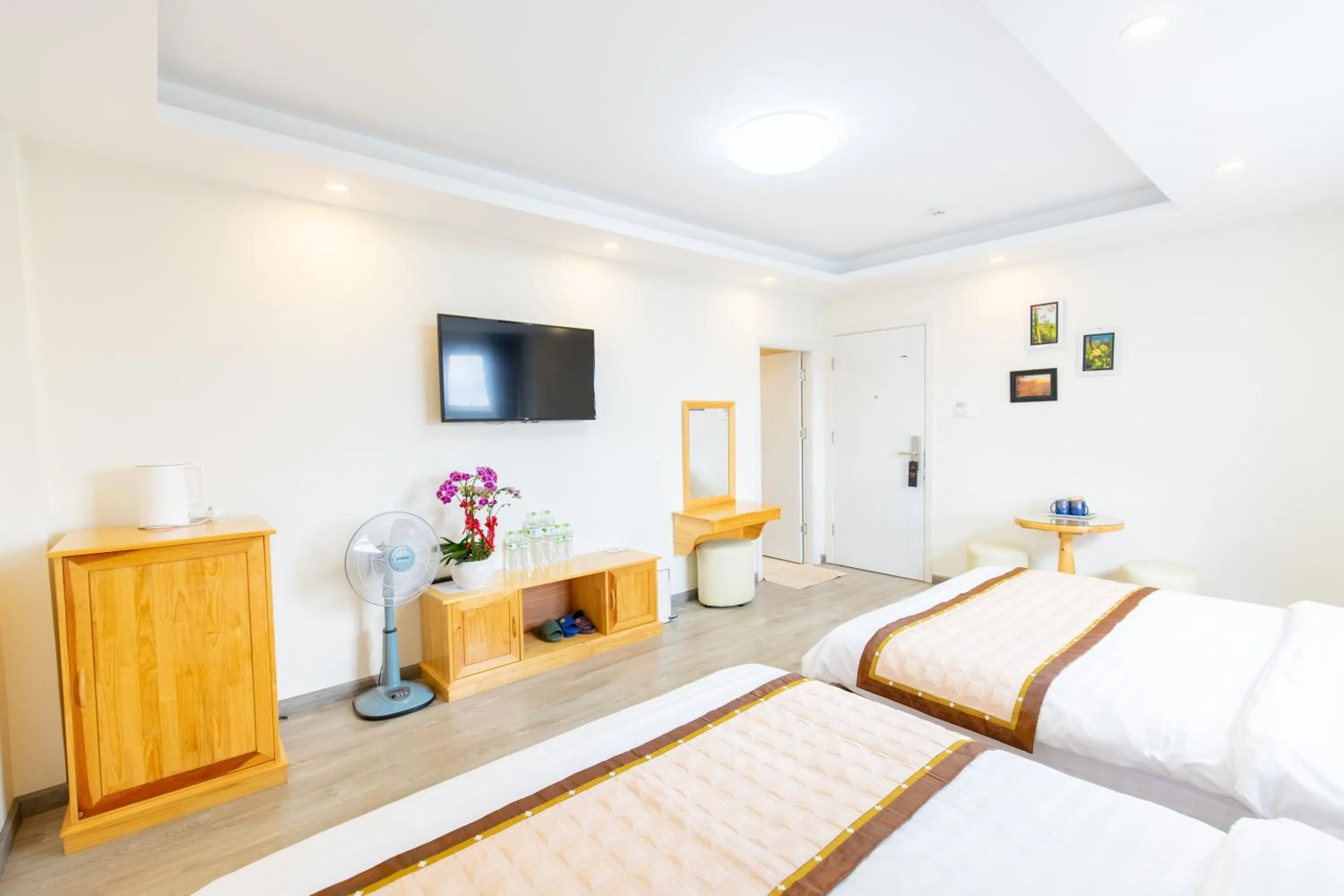 Bed in The Grace Hotel