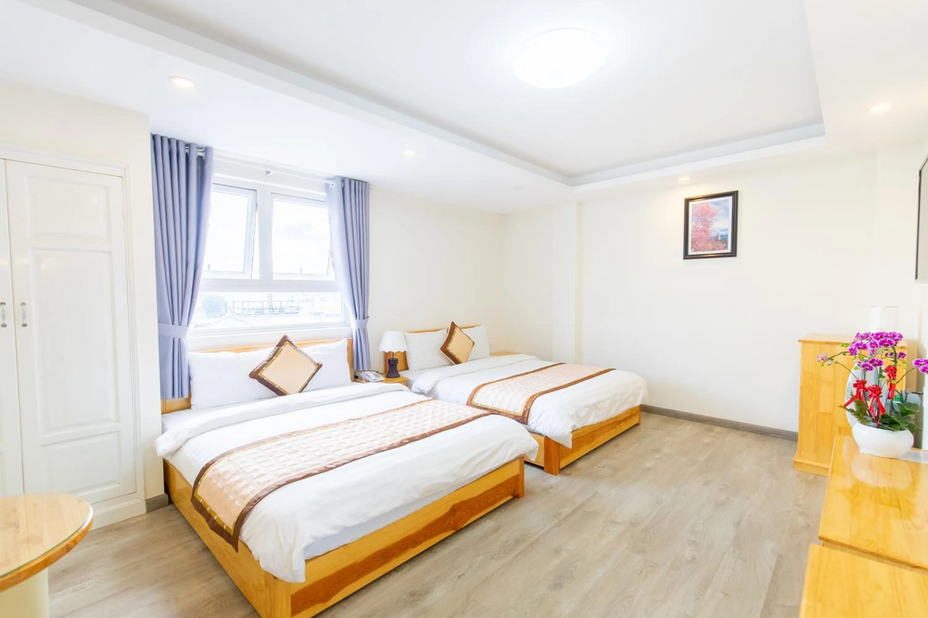 Bed in The Grace Hotel