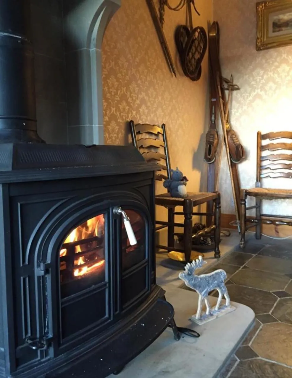 Highland Bear Lodge & Luxury Bear Huts