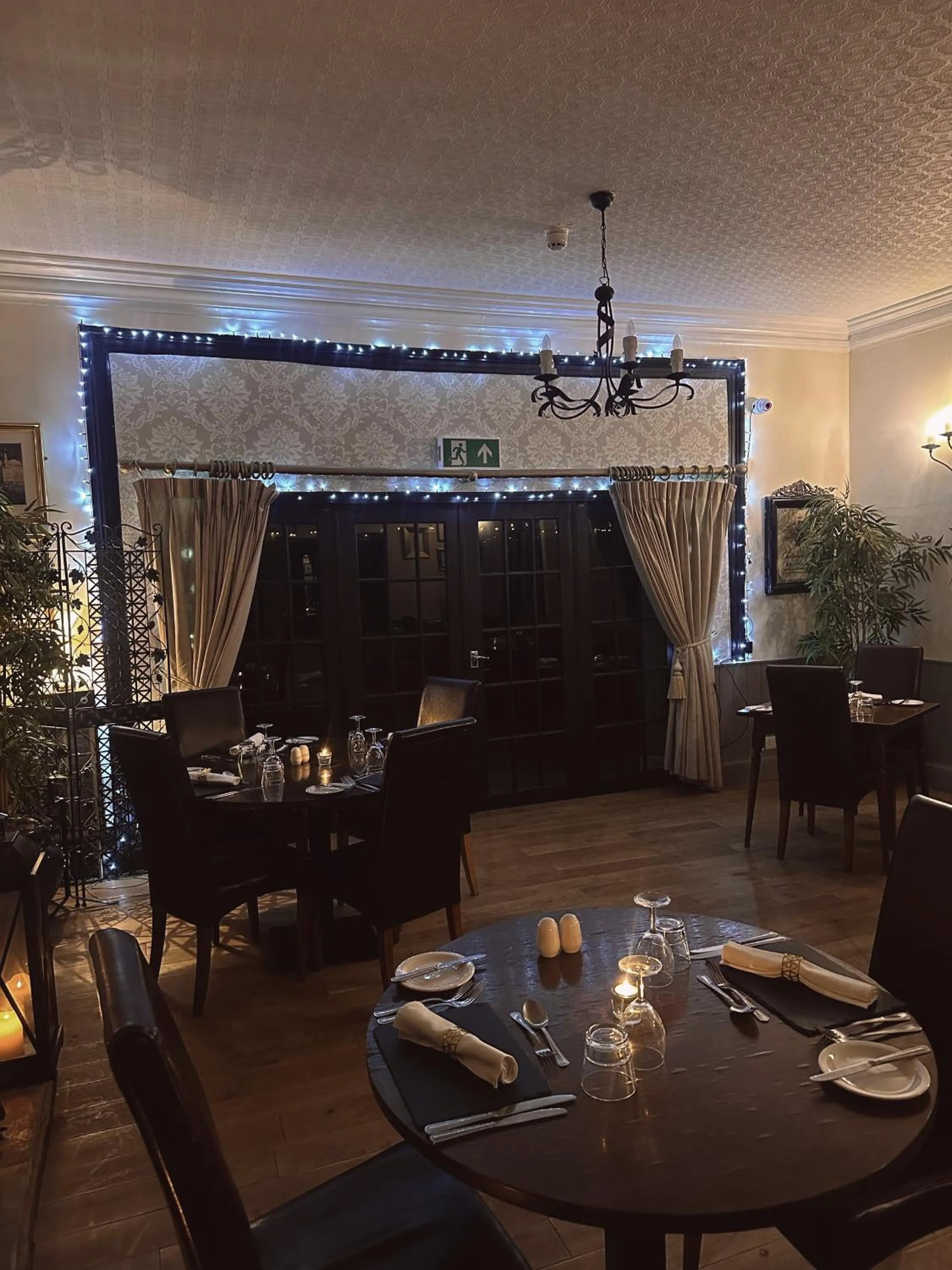 Restaurant/places to eat in East Ayton Lodge Hotel, Scarborough