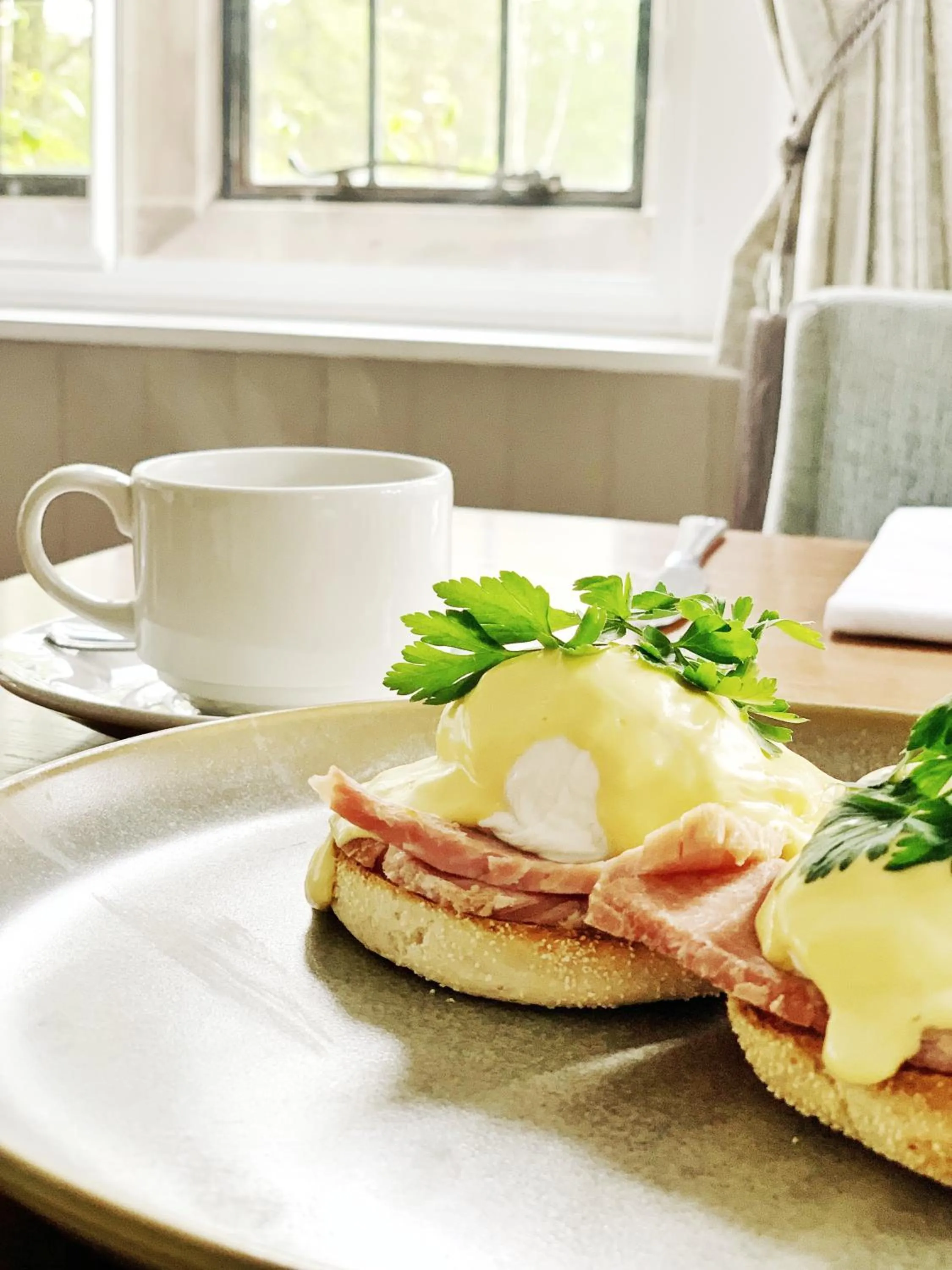 Restaurant/places to eat in Mallyan Spout Hotel