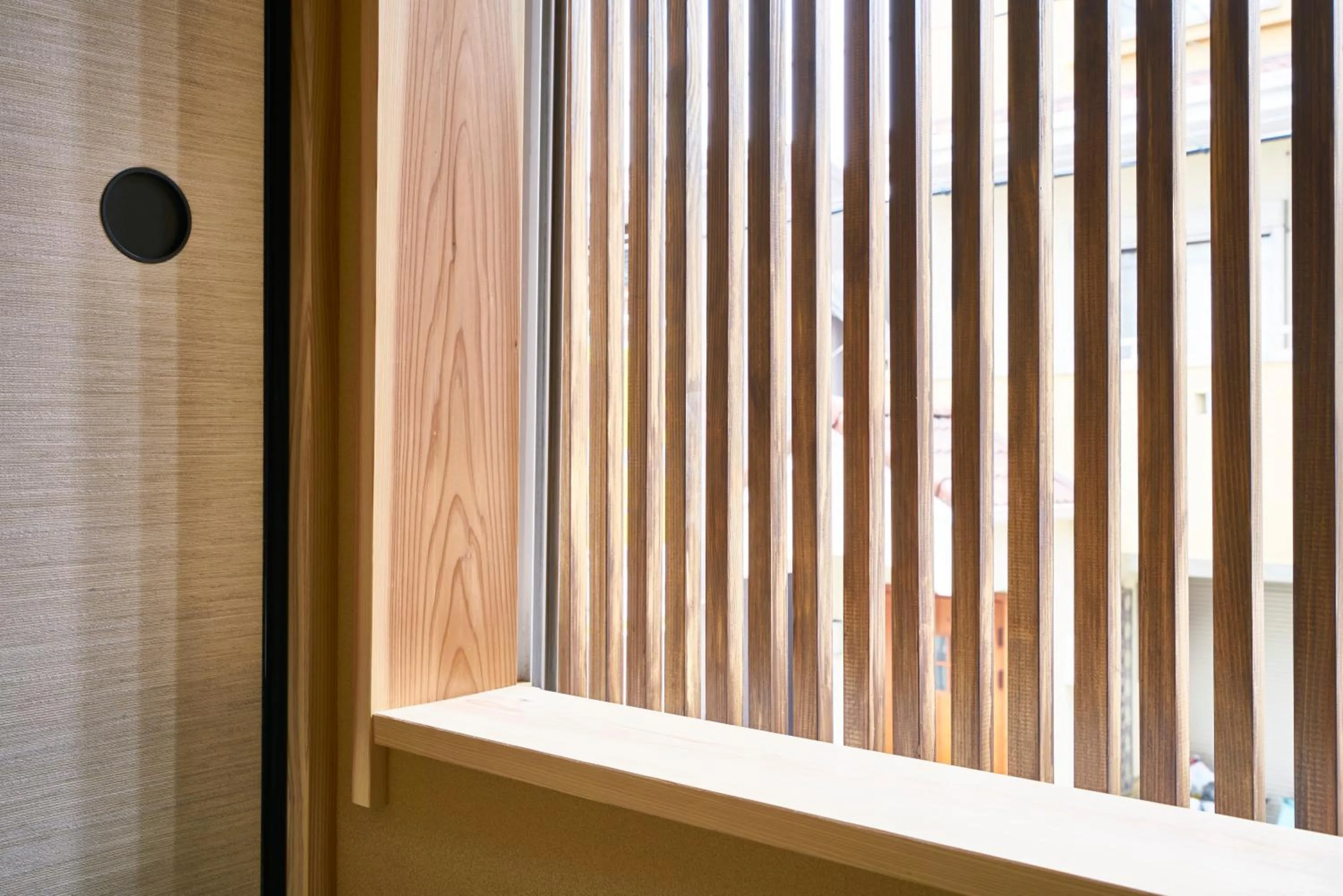 Photo of the whole room in Mibuan