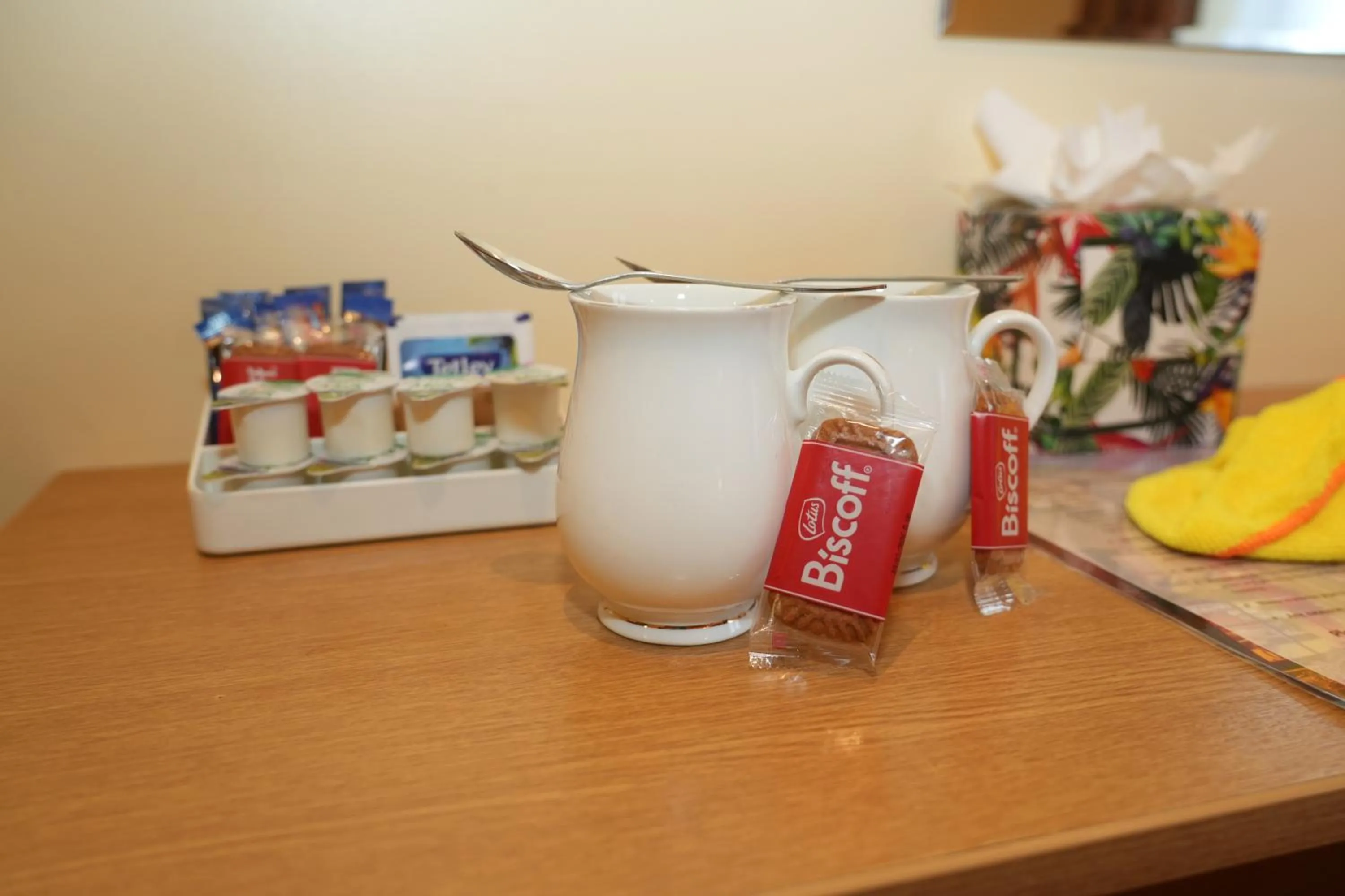 Food and drinks in The Dog and Partridge