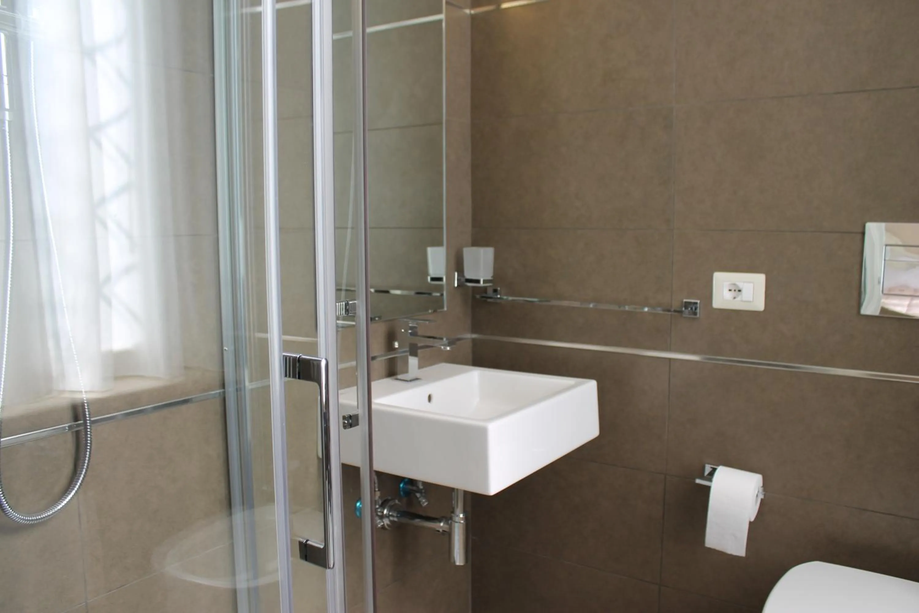 Shower in B&B Paura