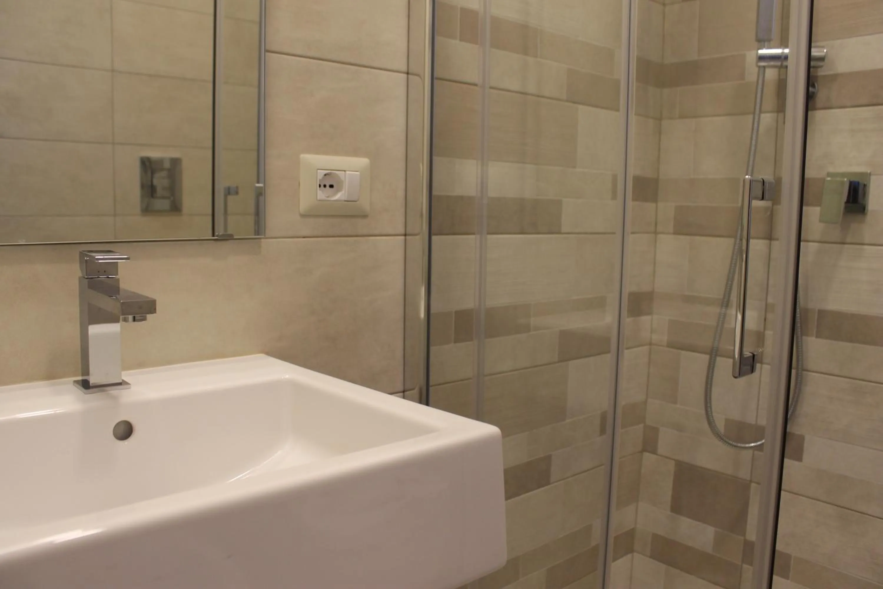Shower in B&B Paura