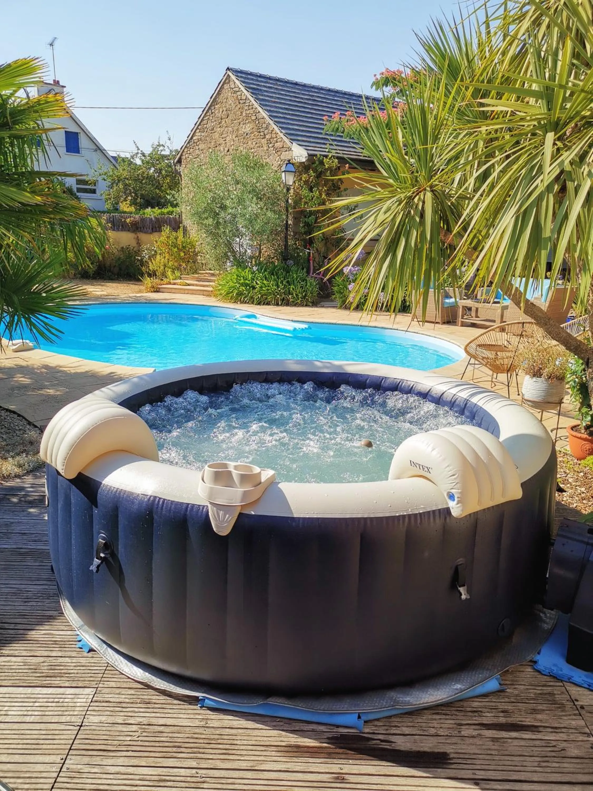 Hot Tub in B&B Lou Mas