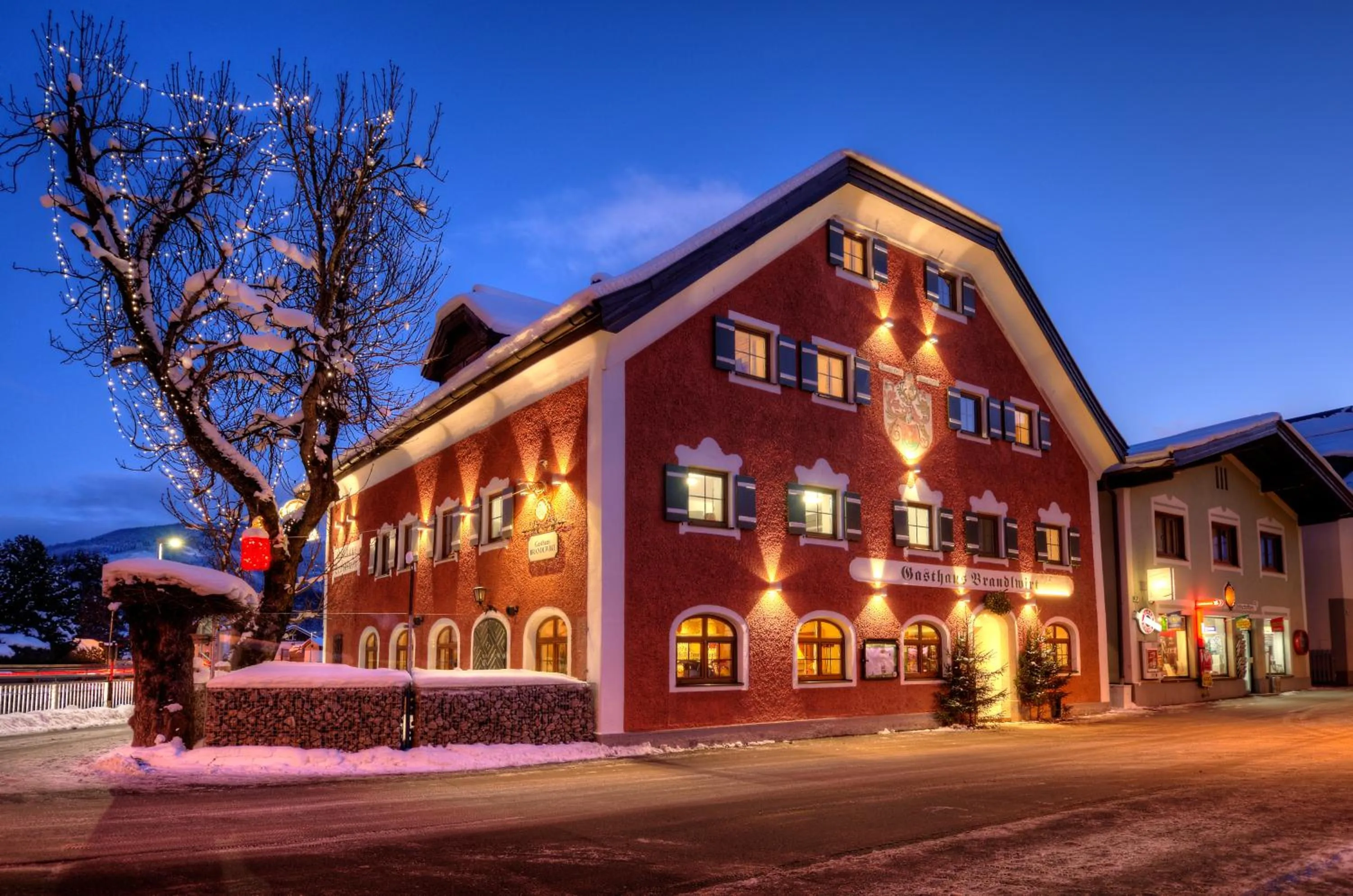 Property building in Gasthaus Brandlwirt