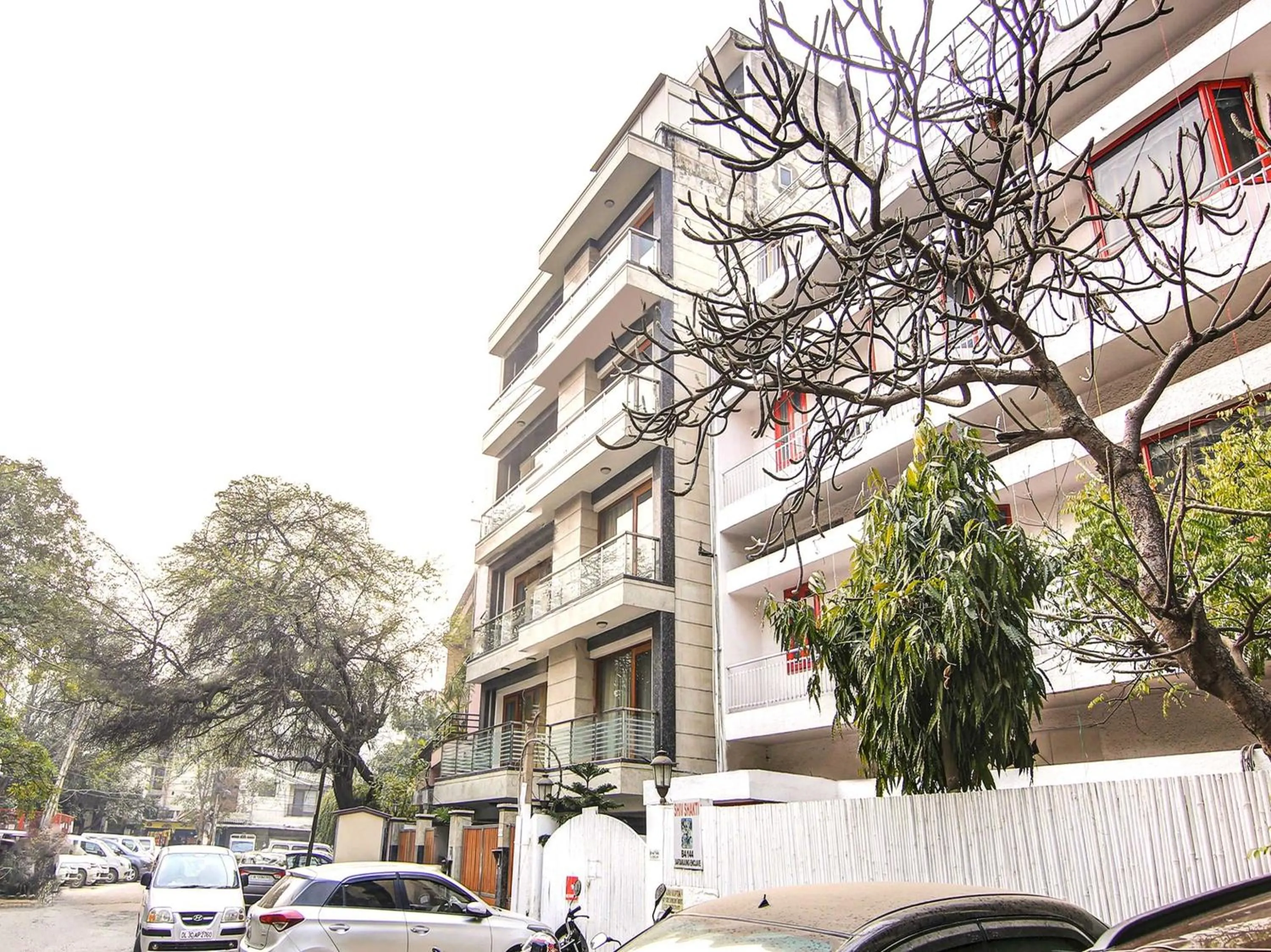 Facade/entrance in Hotel O Shiv Shakti Inn Near Kamal Cinema