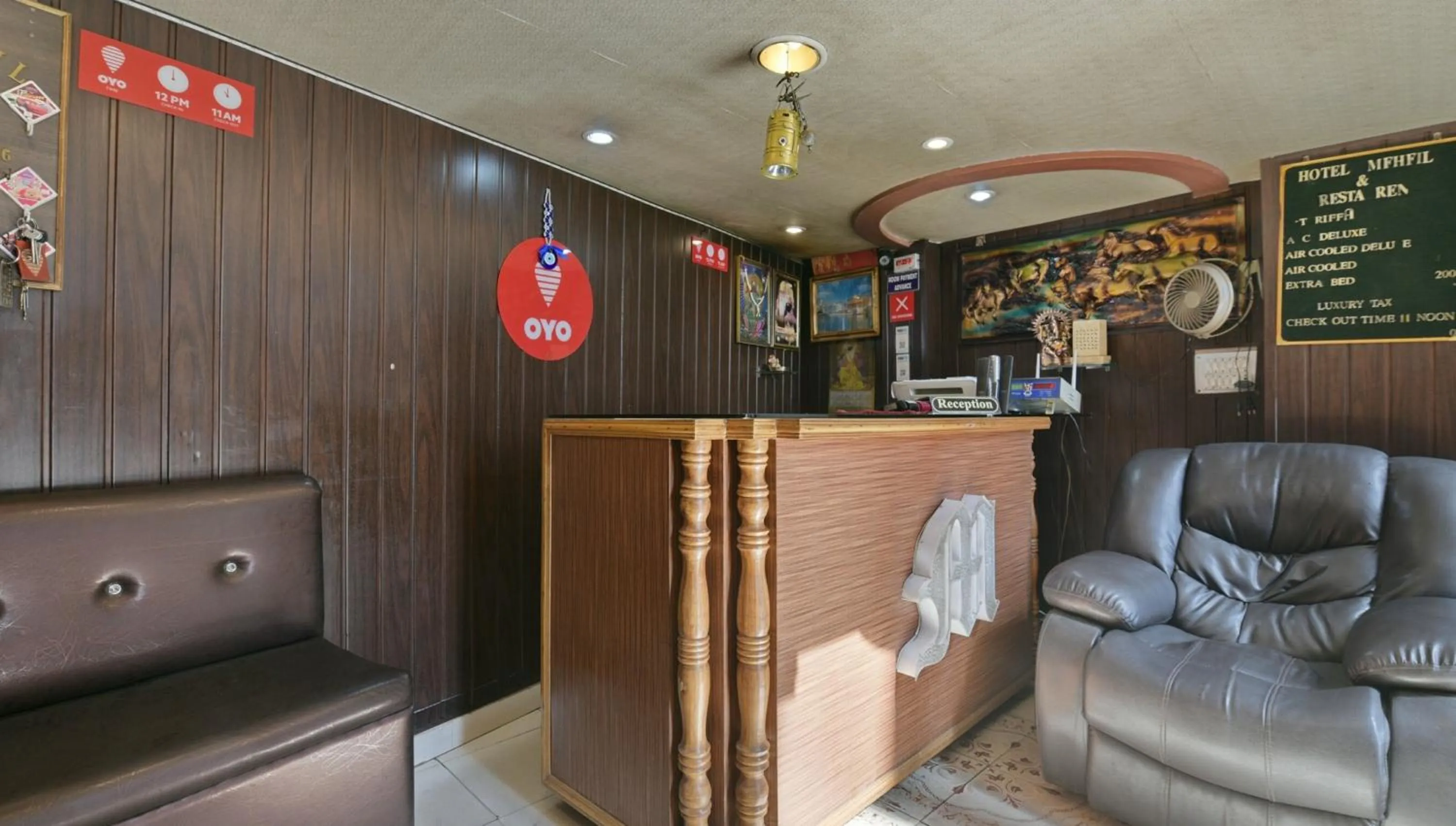 Lobby or reception in Hotel O Mehfil Hotel