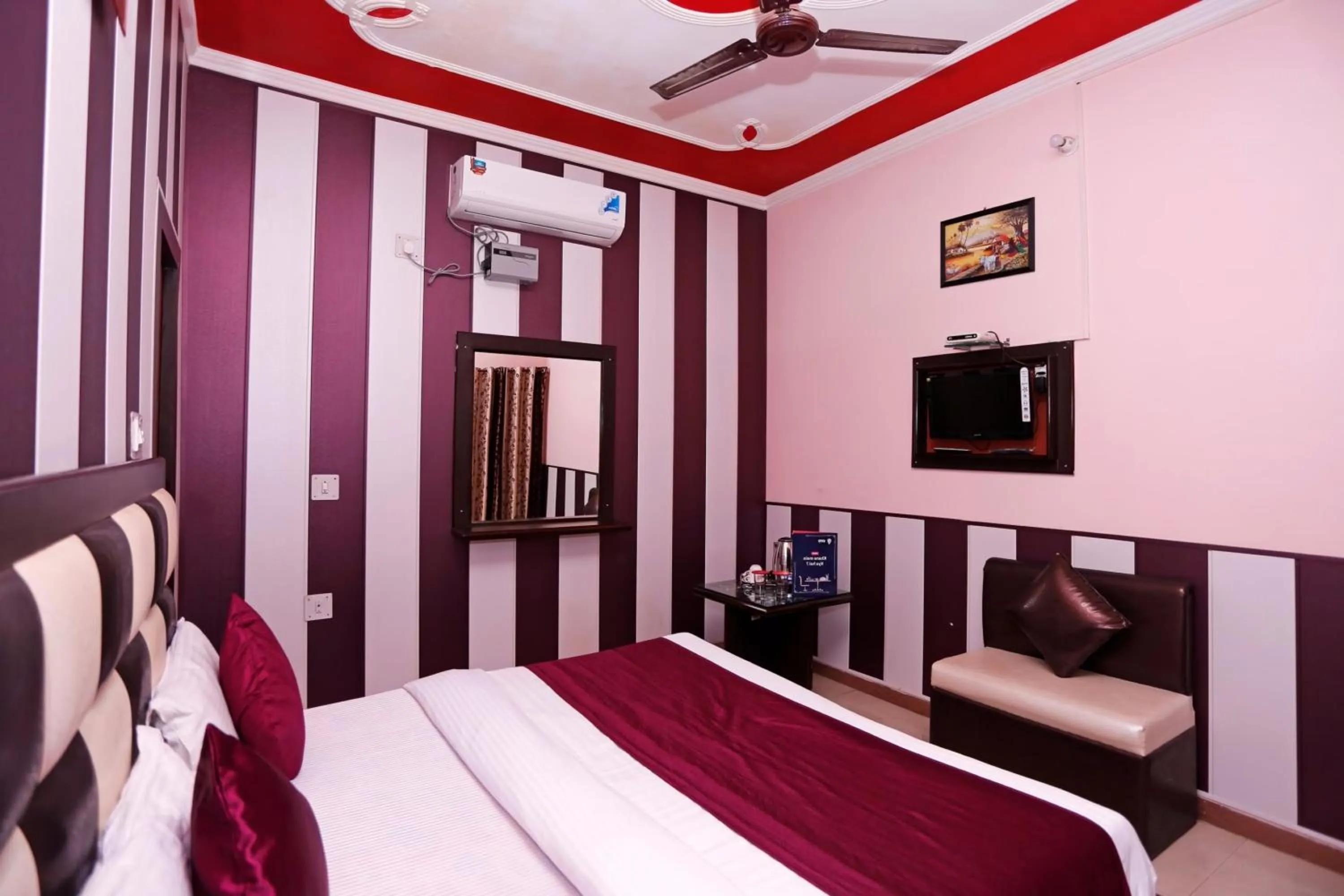 Other, Bed in Hotel O Mehfil Hotel