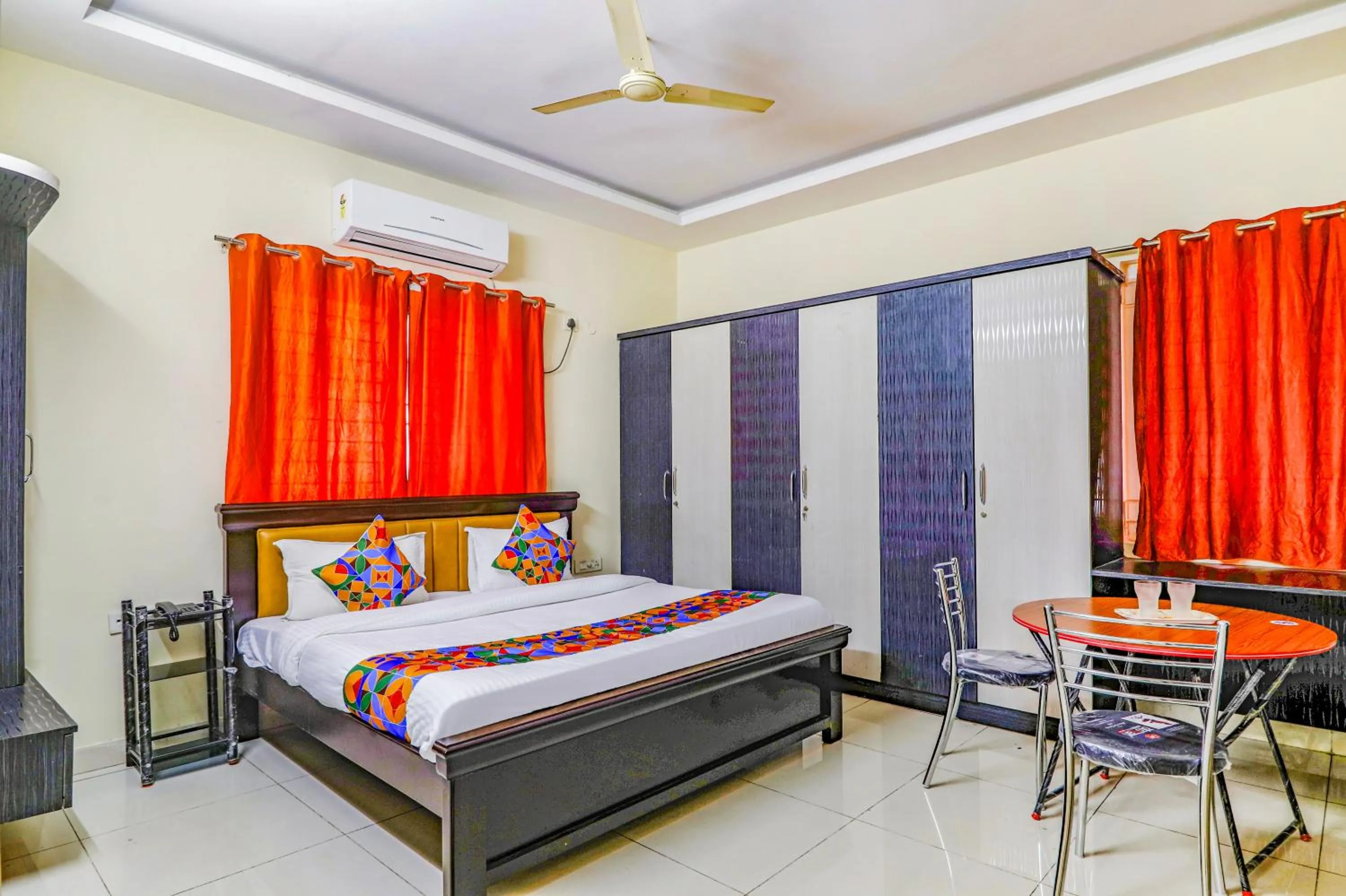 Bed in Via Direct Checkin - Nr Hitech City