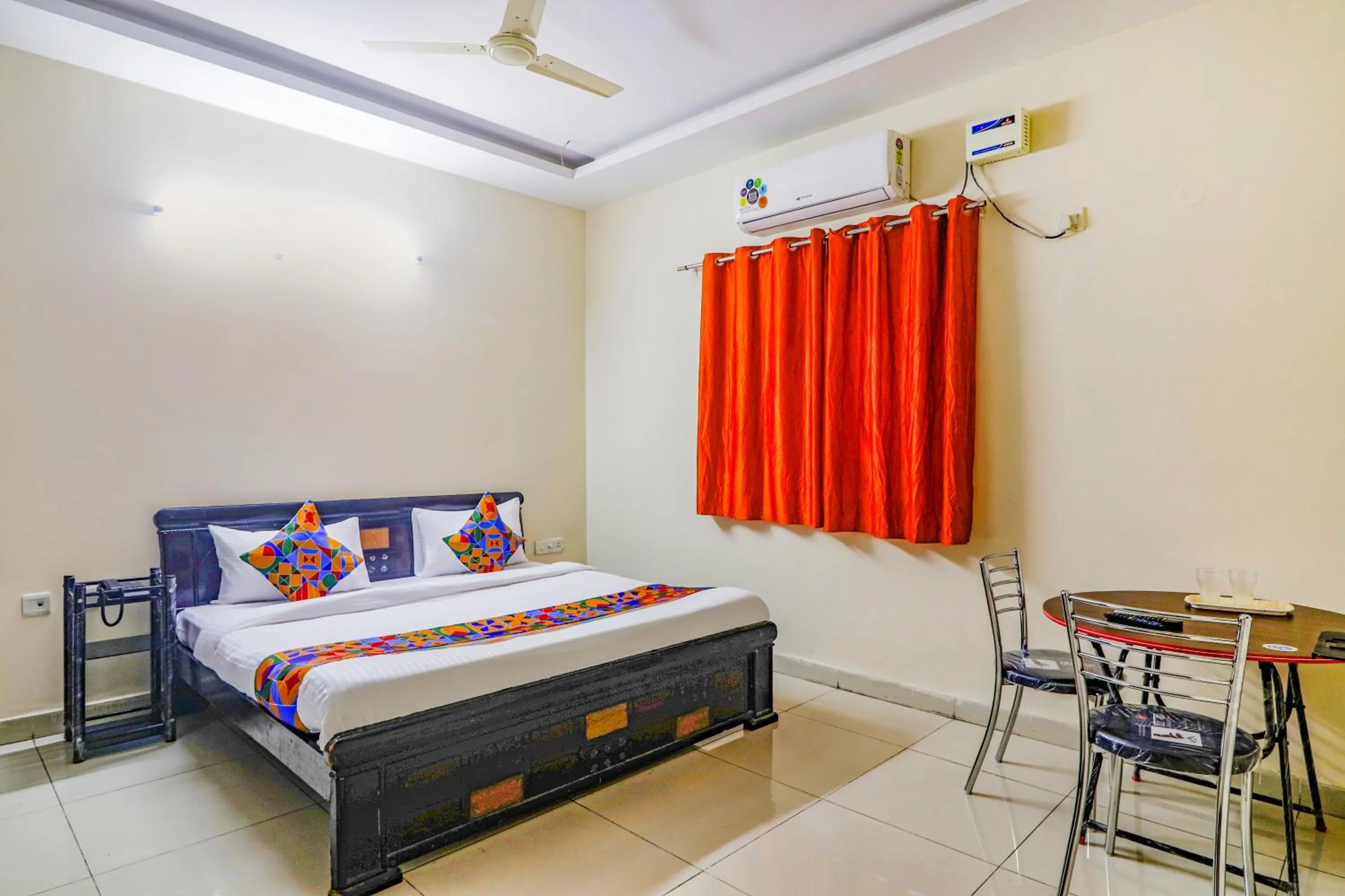 Bed in Via Direct Checkin - Nr Hitech City