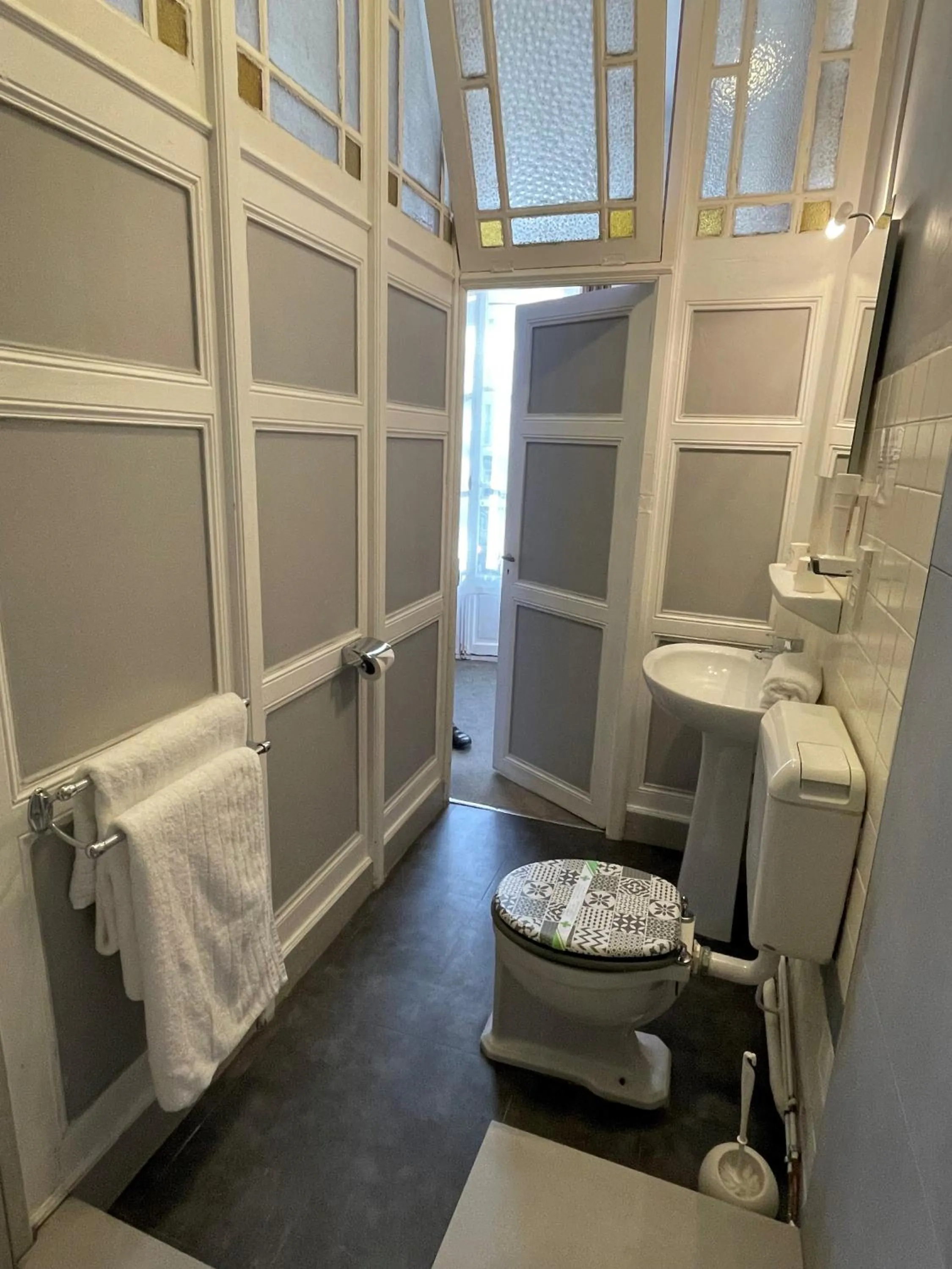 Property building in Hotel De France Perpignan Centre Ville