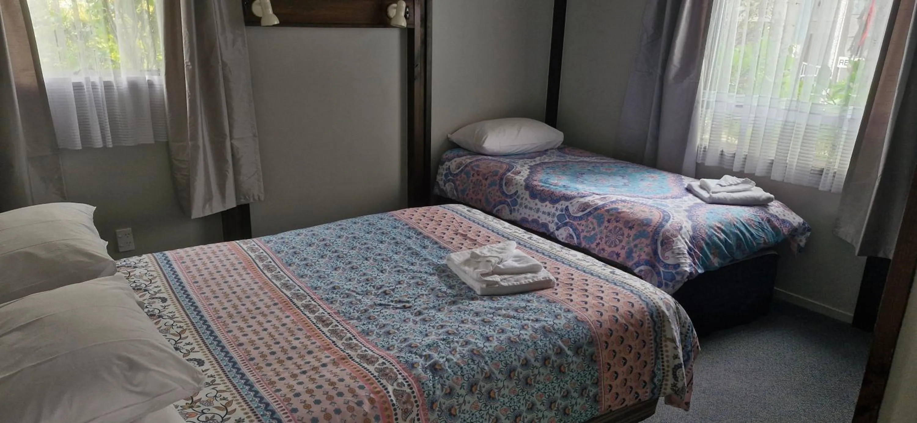 Bed in Tokaanu Lodge Motel