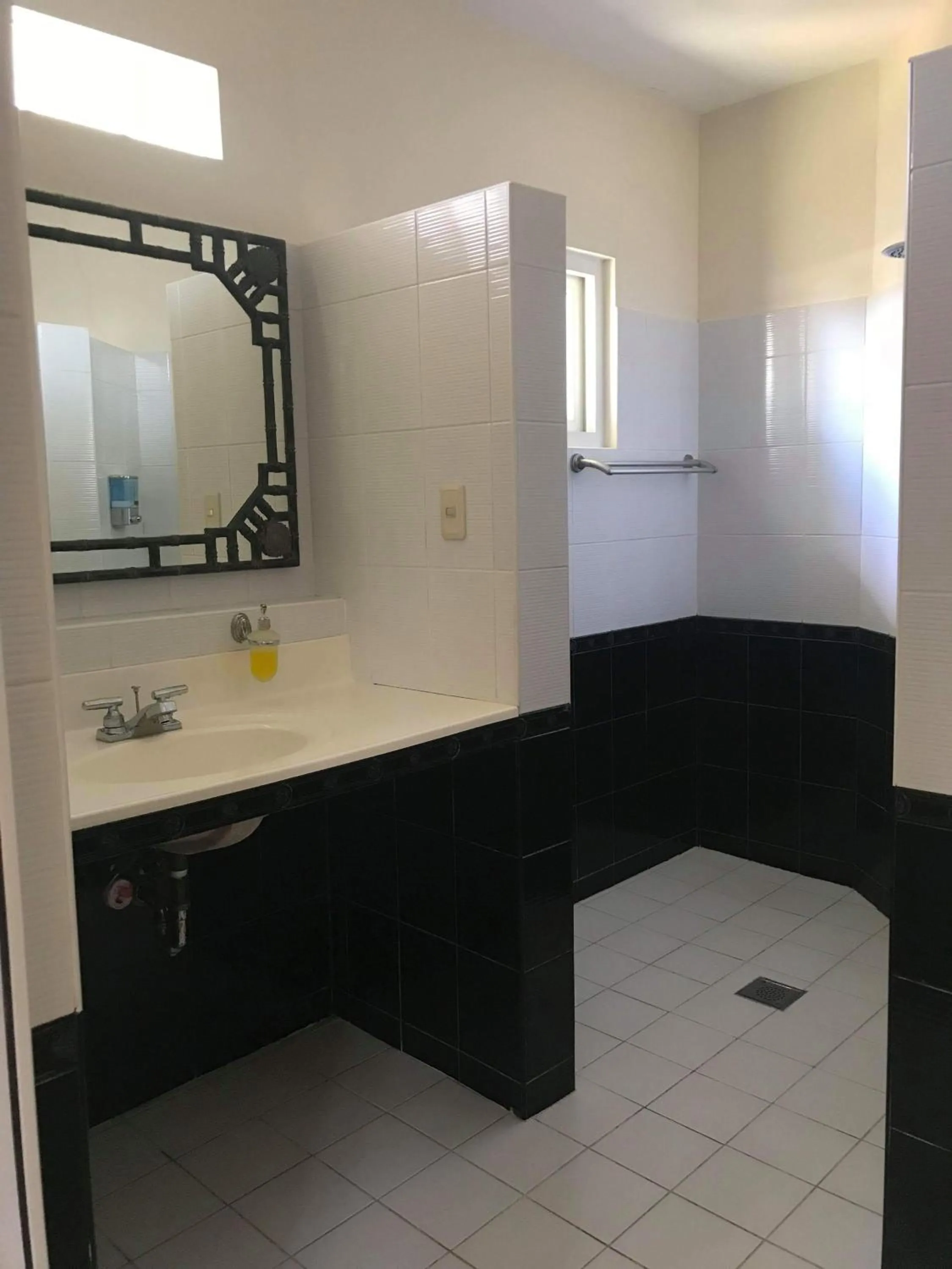 Cabilao Sunset Dive & Beach Resort