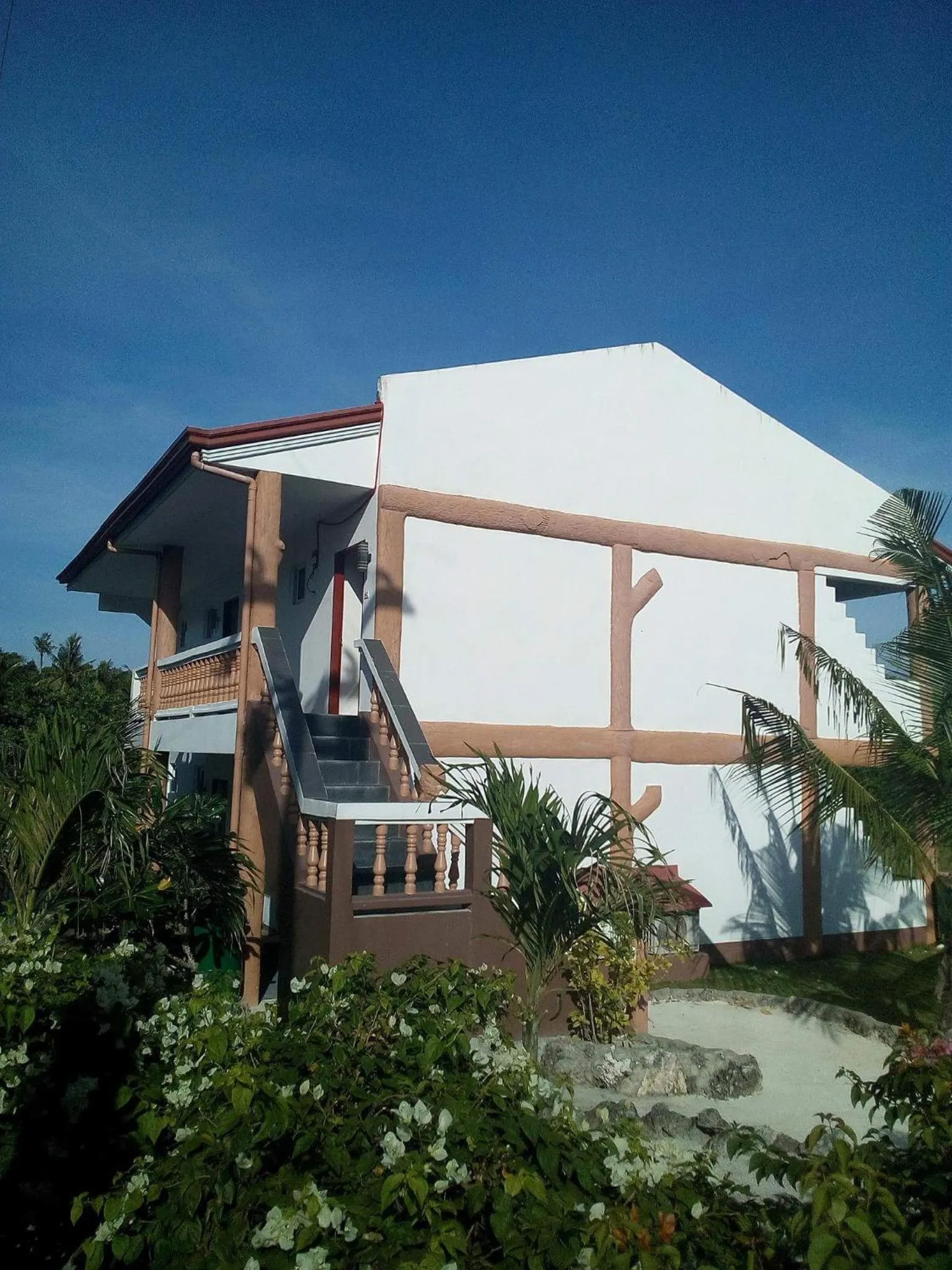 Cabilao Sunset Dive & Beach Resort